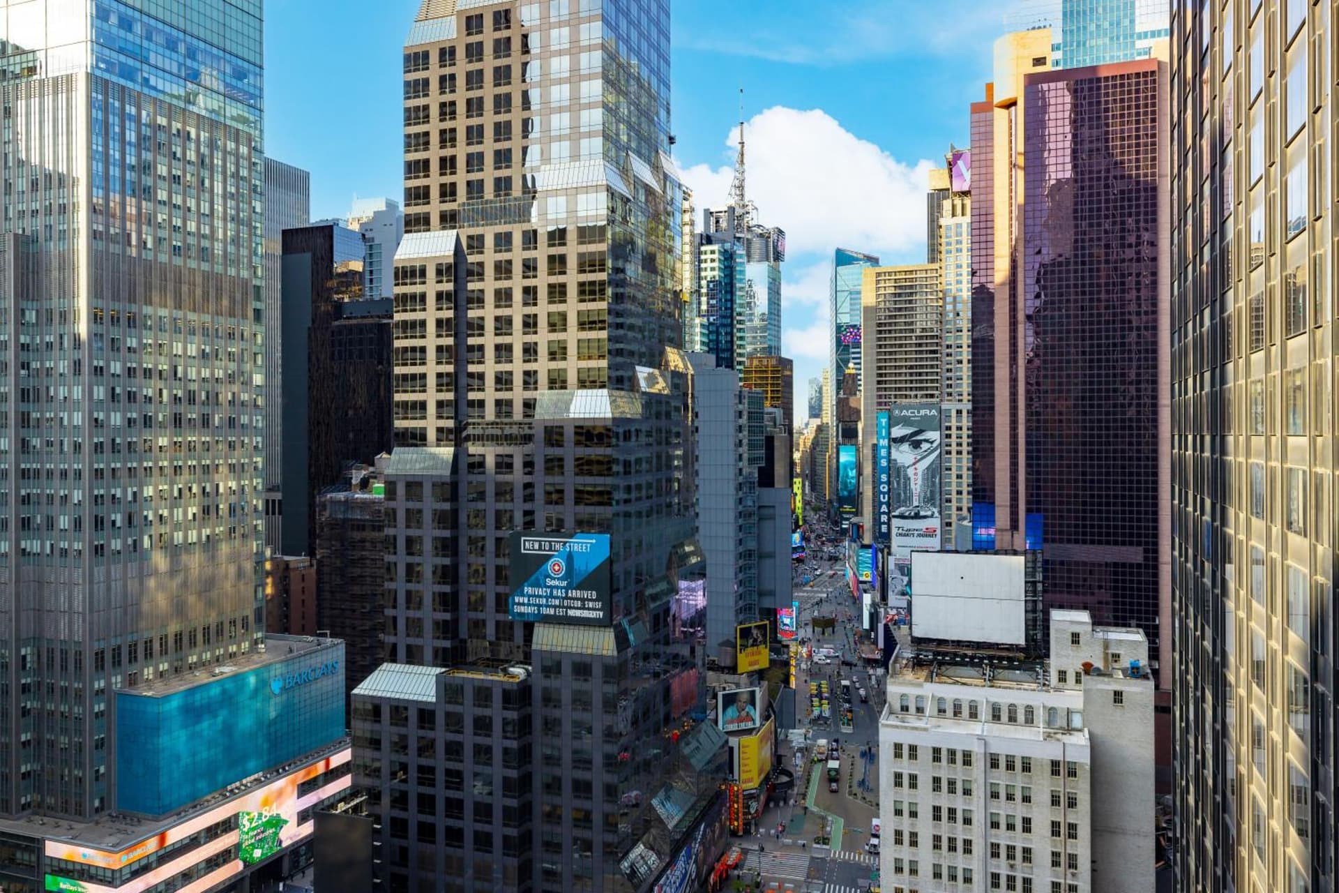 M Social Hotel New York Times Square property views in New York, NY — gallery photo 3