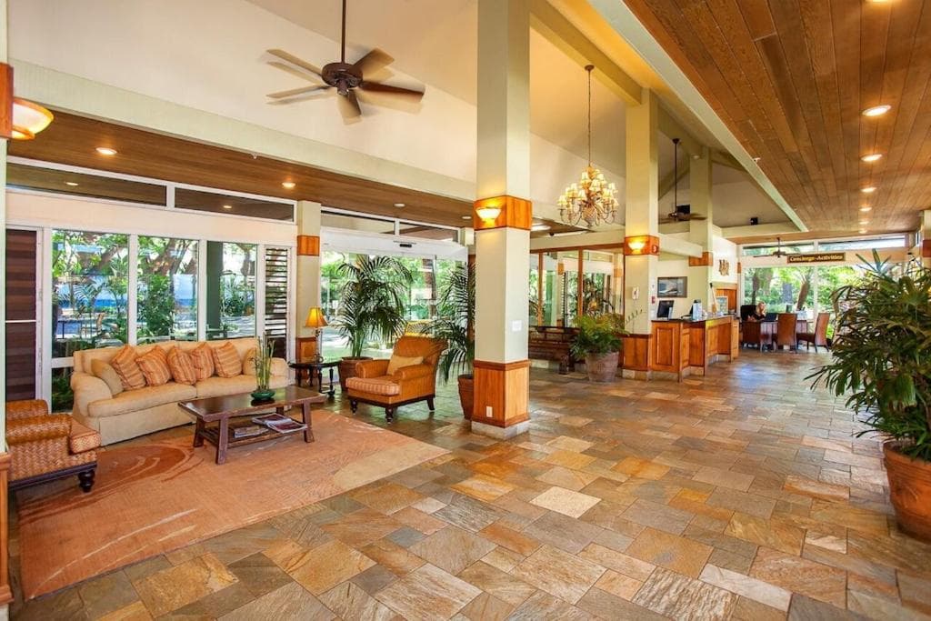 Mahana 316 interior in Kaanapali, HI — gallery photo 2