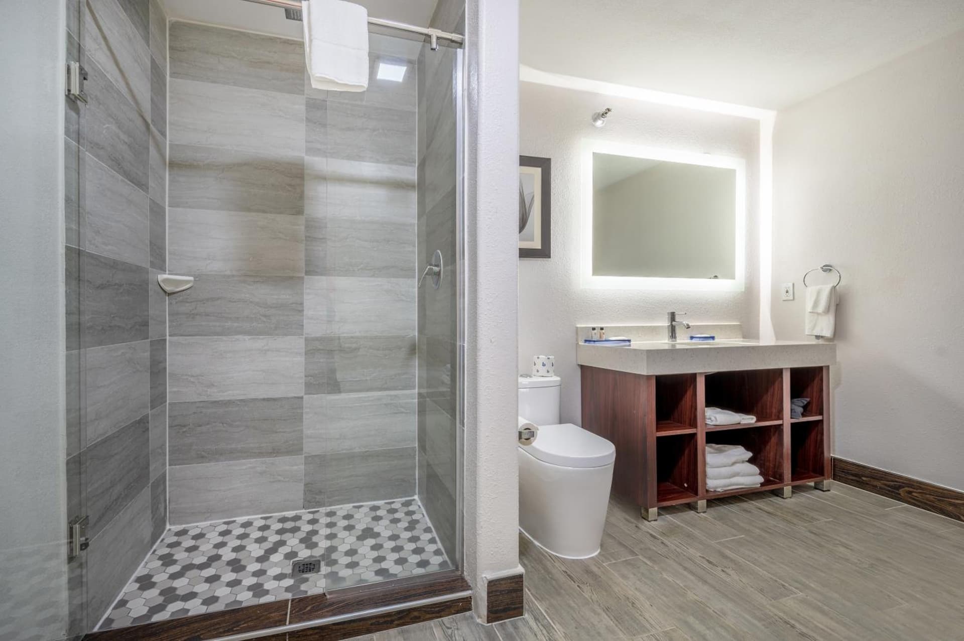 The Leo Collection Detroit, an Ascend Collection Hotel gallery photo in Lincoln Park, MI — image 44