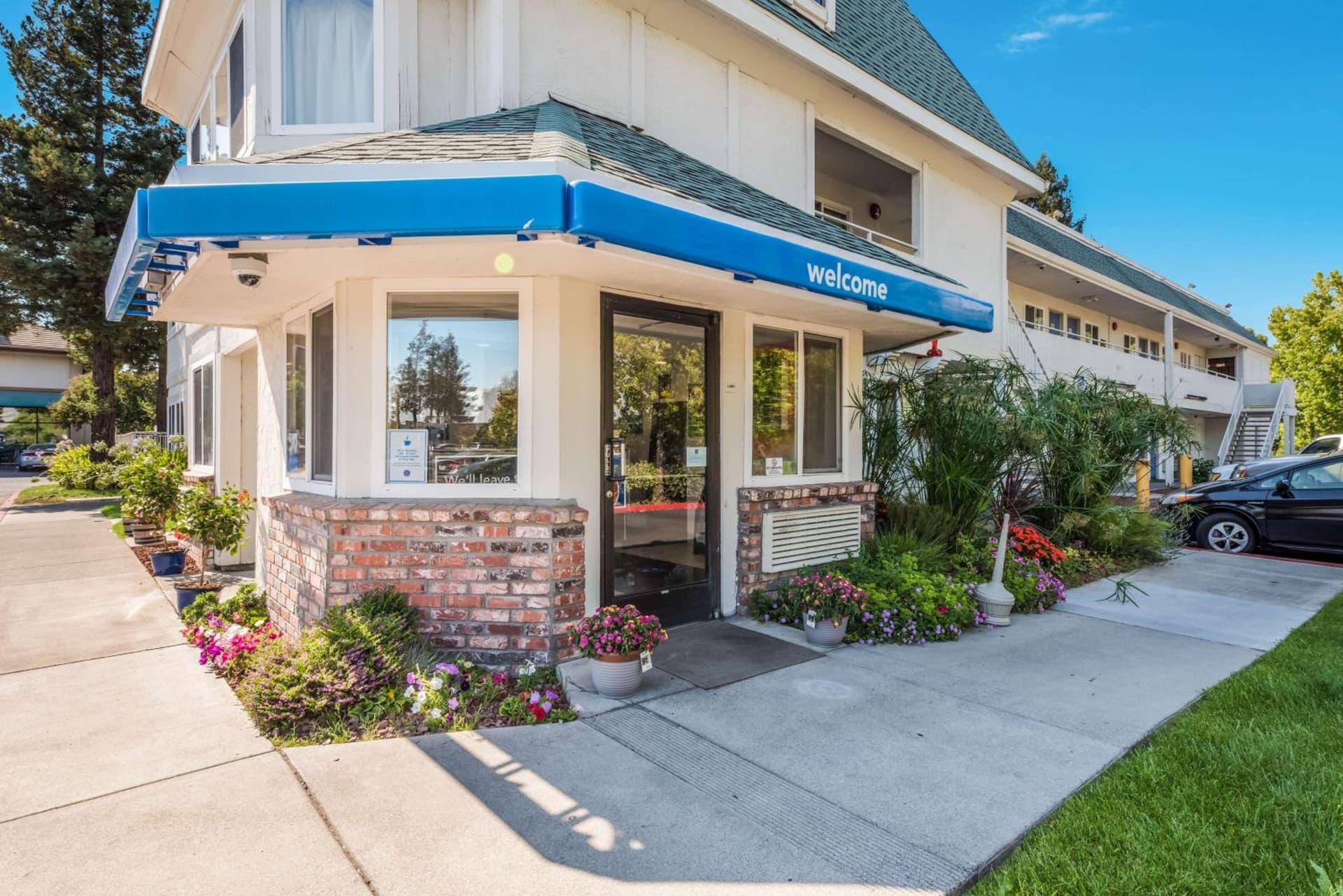 Motel 6-Rohnert Park, CA property views in Rohnert Park, CA — gallery photo 3