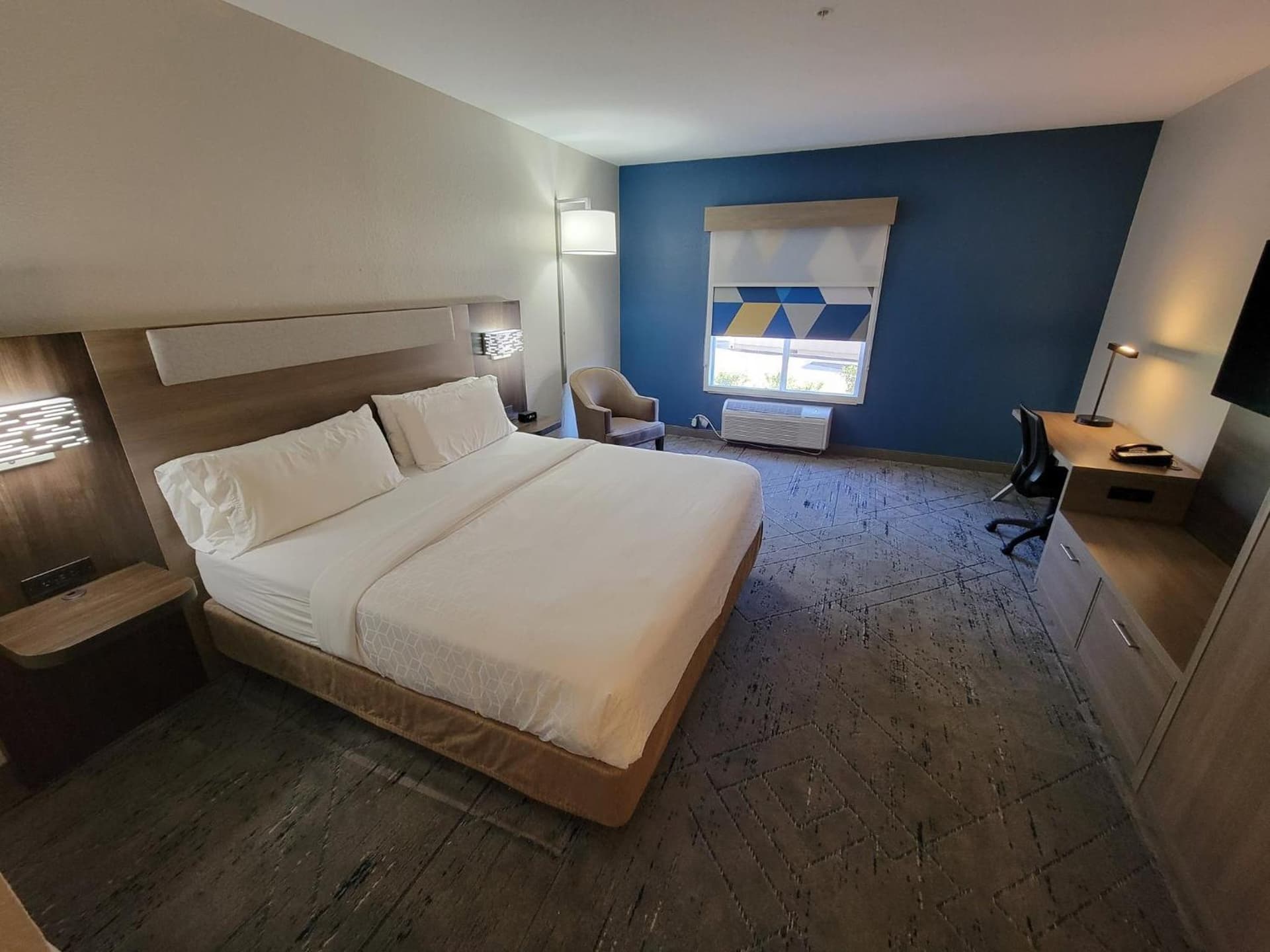 Holiday Inn Express Hotel & Suites - The Villages by IHG gallery photo in The Villages, FL — image 29