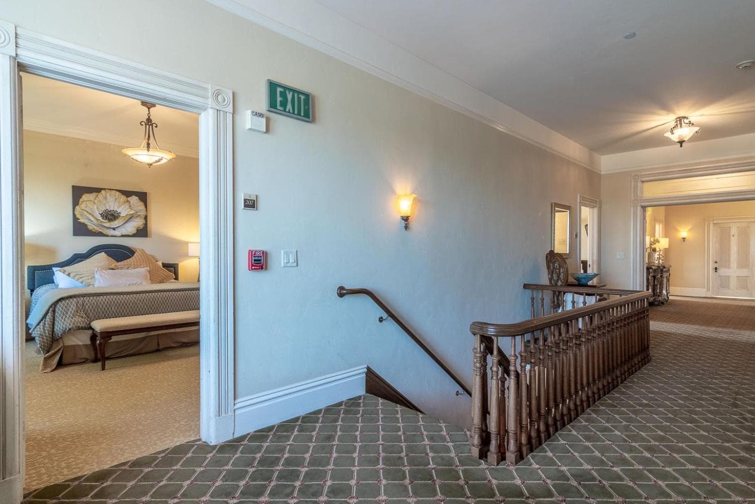Chateau Coralini gallery photo in Salinas, CA — image 10