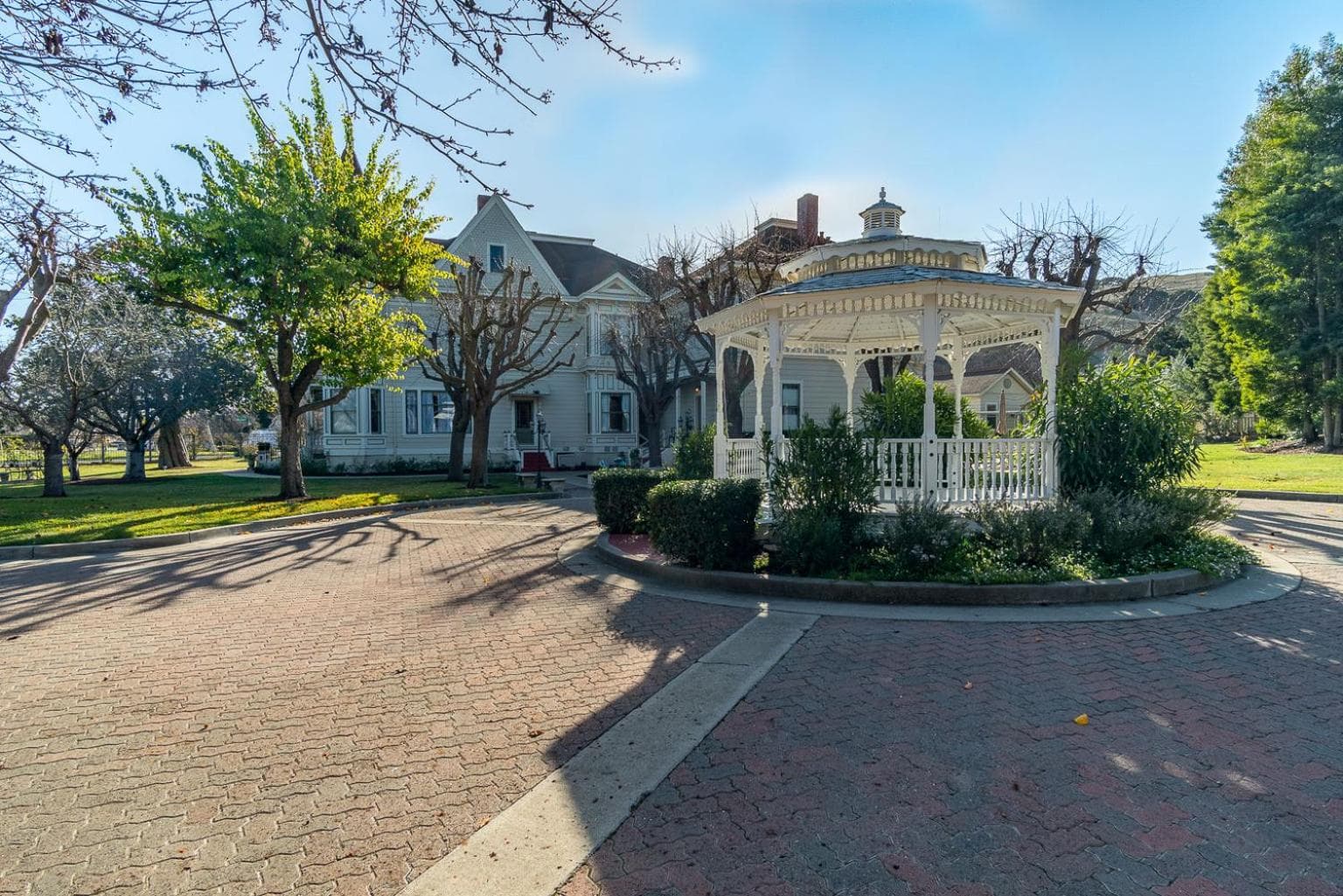 Chateau Coralini gallery photo in Salinas, CA — image 49