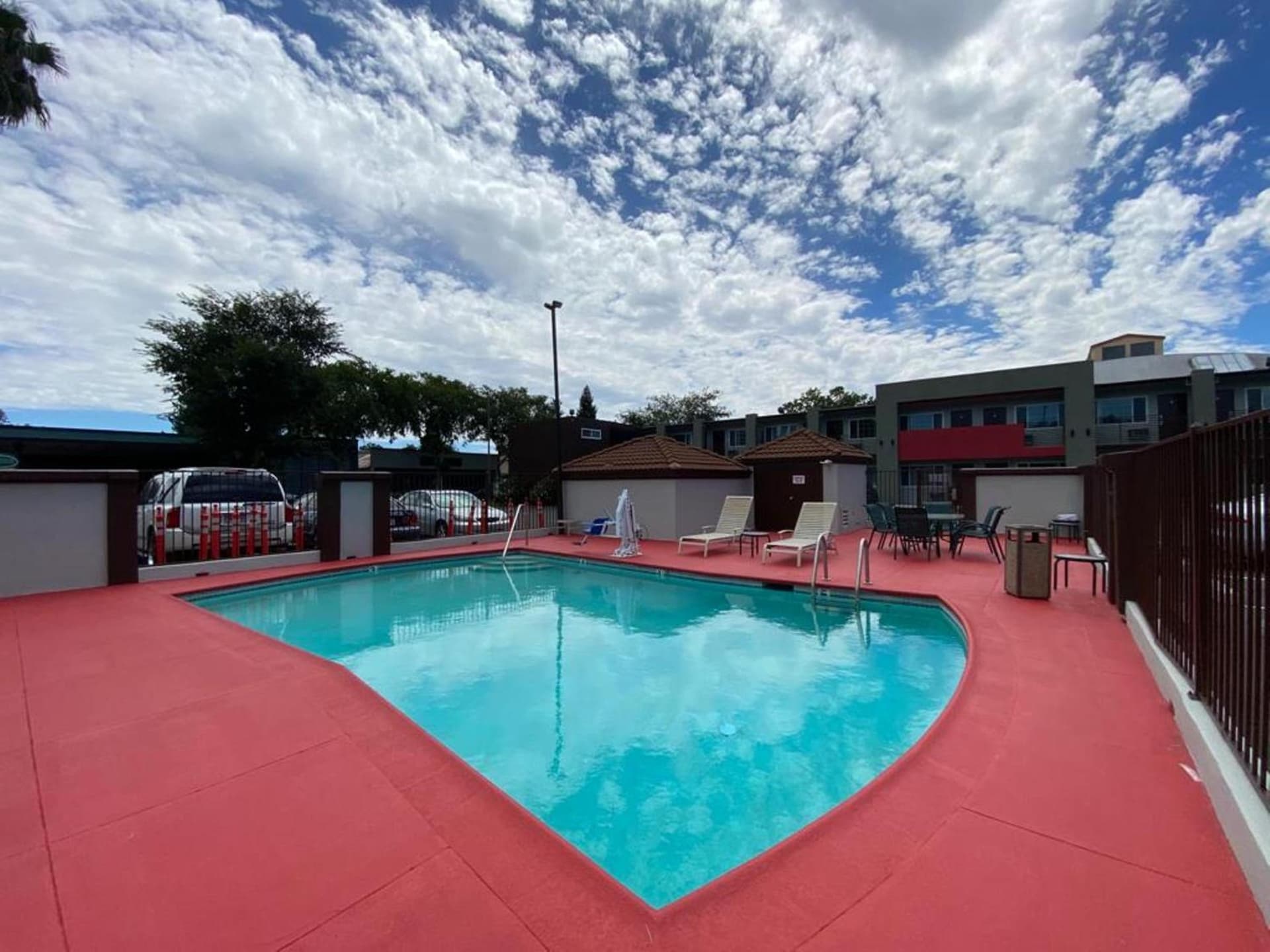 Days Inn by Wyndham Chico gallery photo in Chico, CA — image 5
