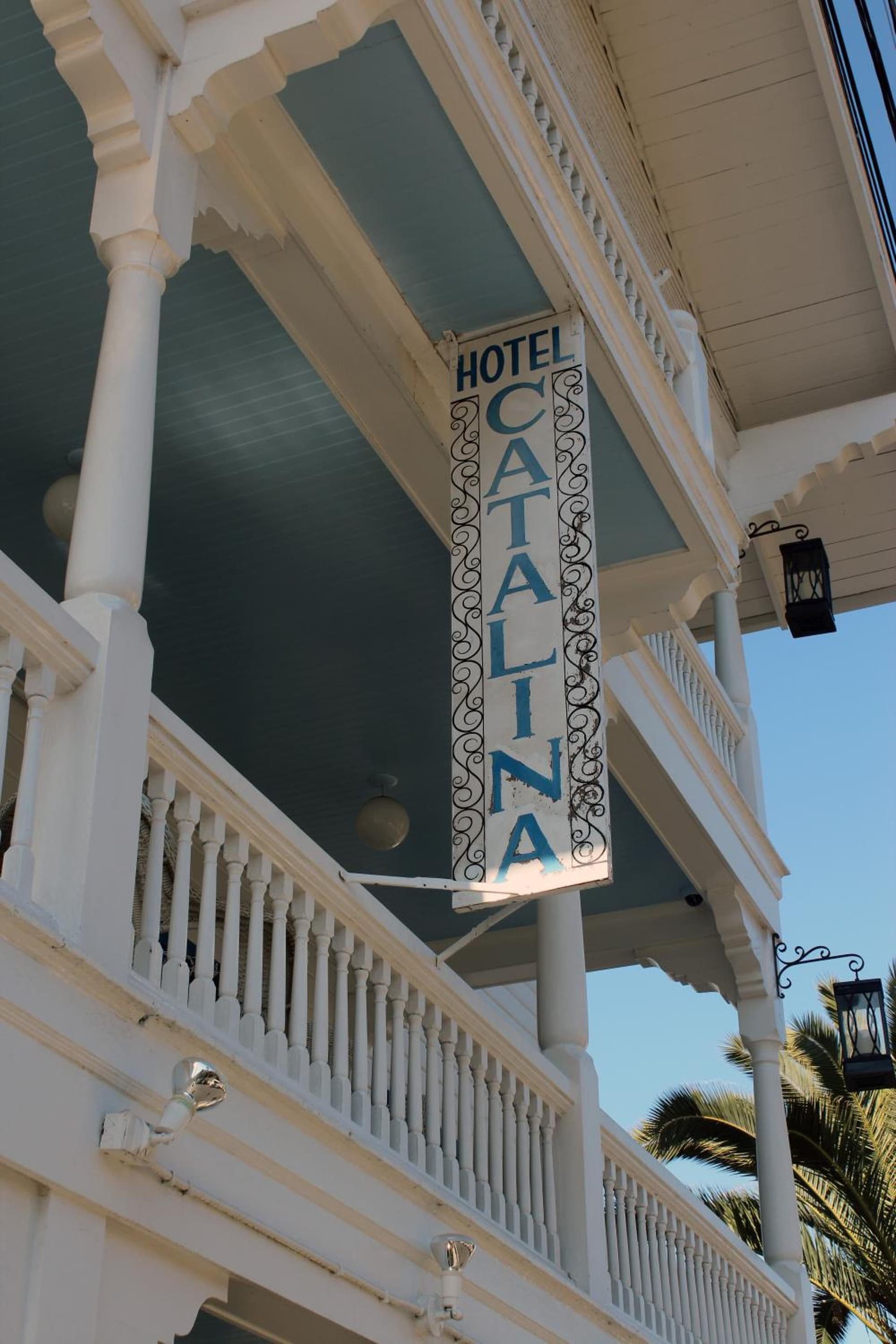 Hotel Catalina property views in Avalon, CA — gallery photo 3