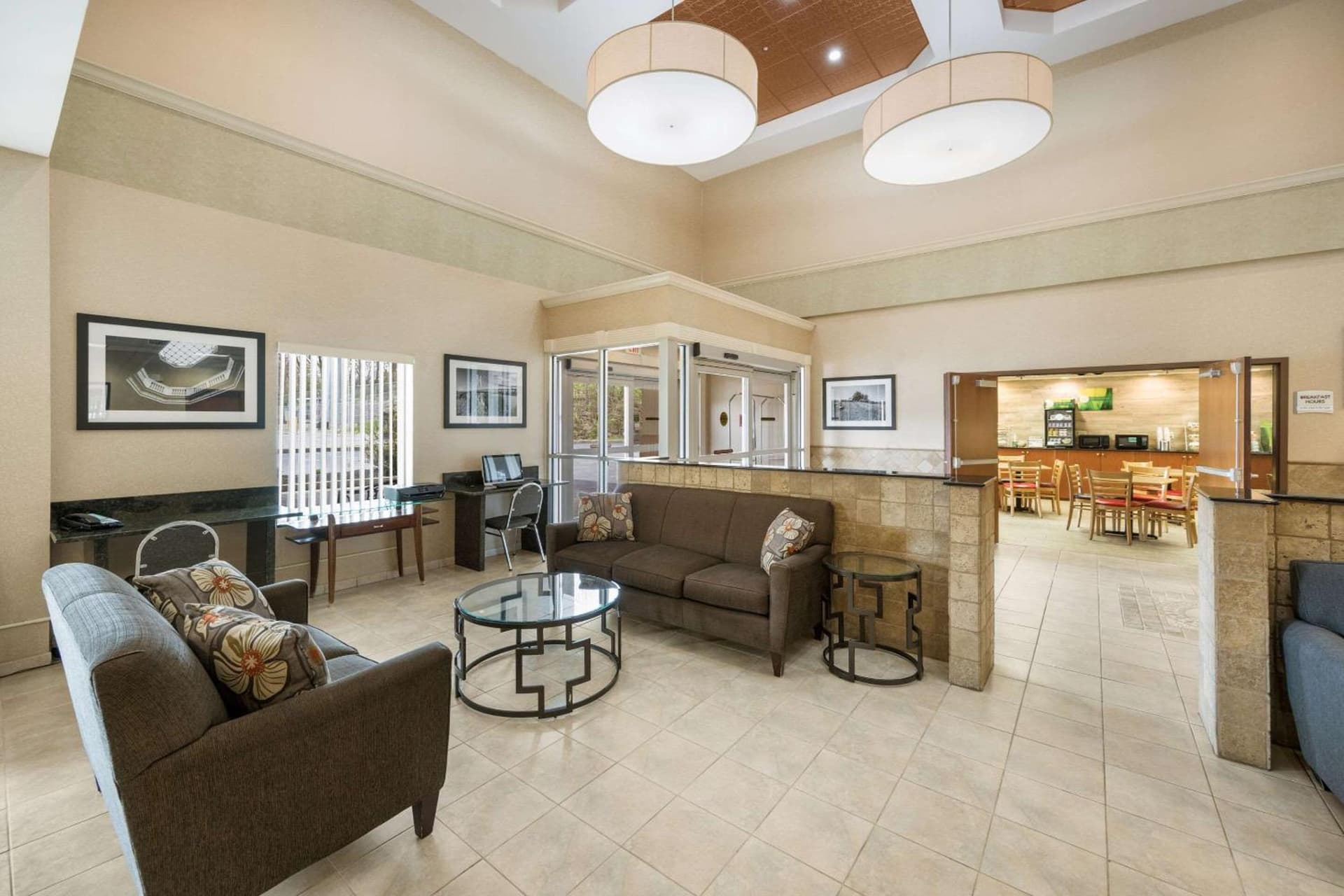 Quality Inn & Suites Fishkill South near I-84 gallery photo in Fishkill, NY — image 27