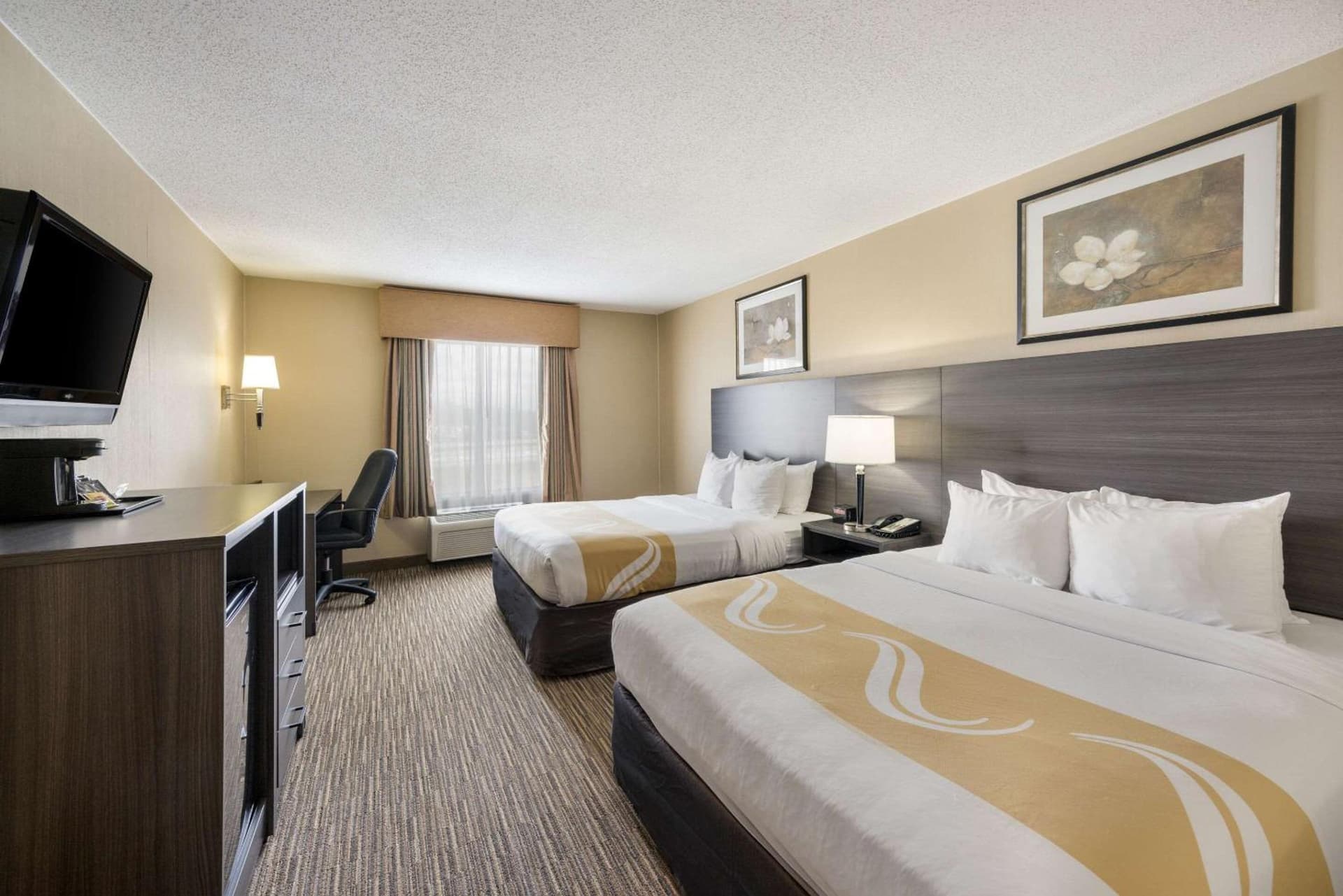 Quality Inn & Suites Fishkill South near I-84 gallery photo in Fishkill, NY — image 30