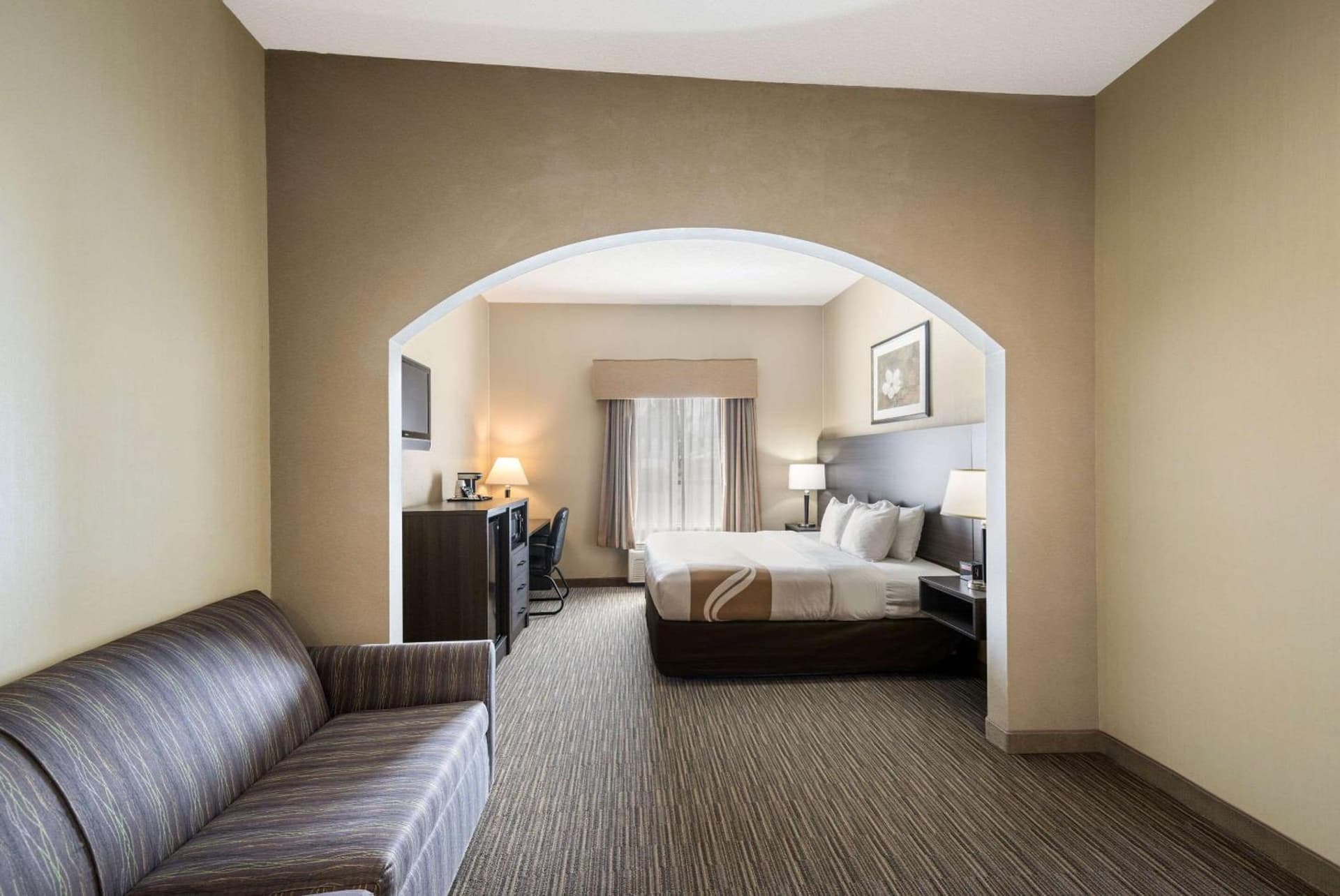 Quality Inn & Suites Fishkill South near I-84 gallery photo in Fishkill, NY — image 20