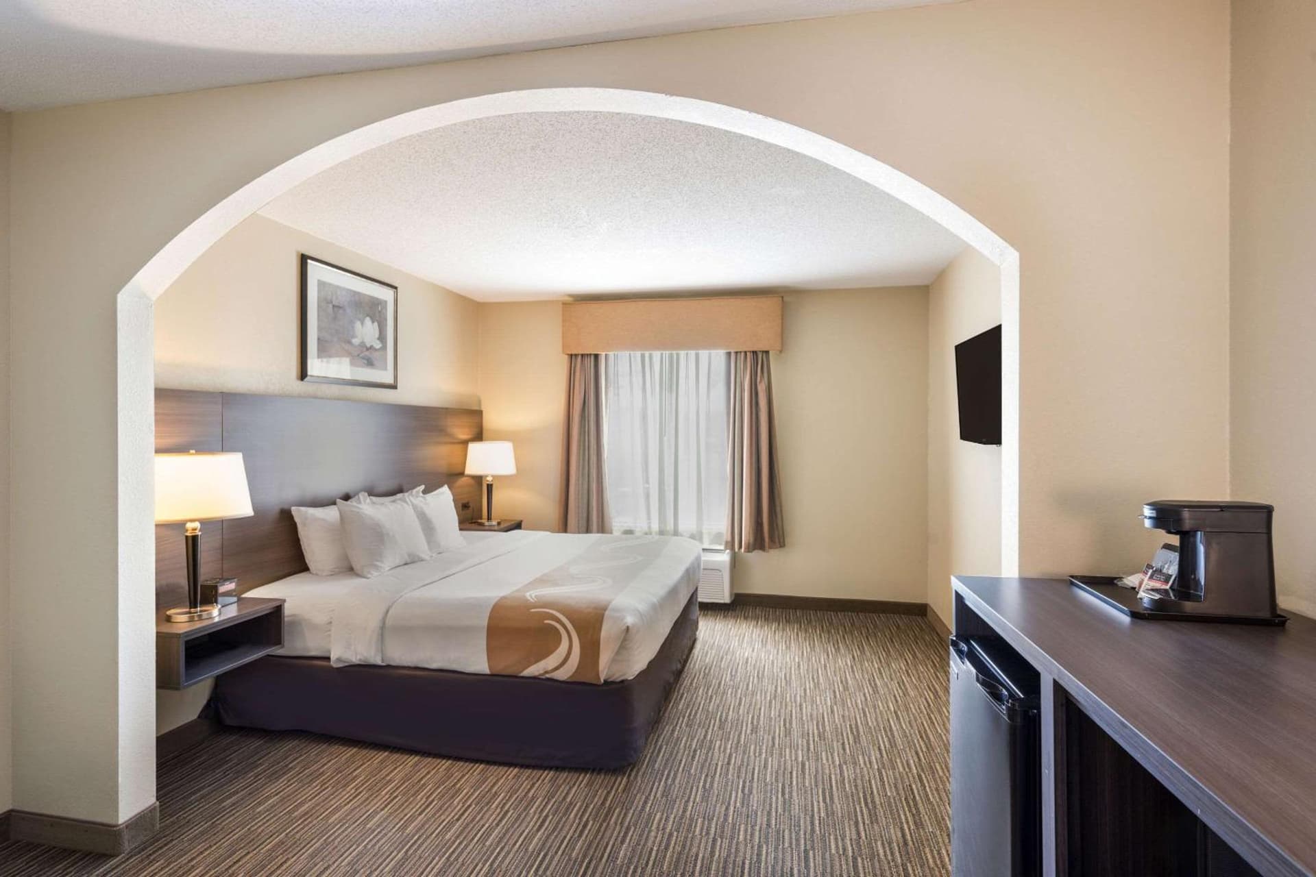 Quality Inn & Suites Fishkill South near I-84 gallery photo in Fishkill, NY — image 12