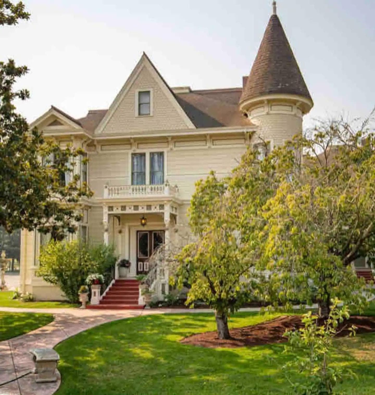 Chateau Coralini gallery photo in Salinas, CA — image 66