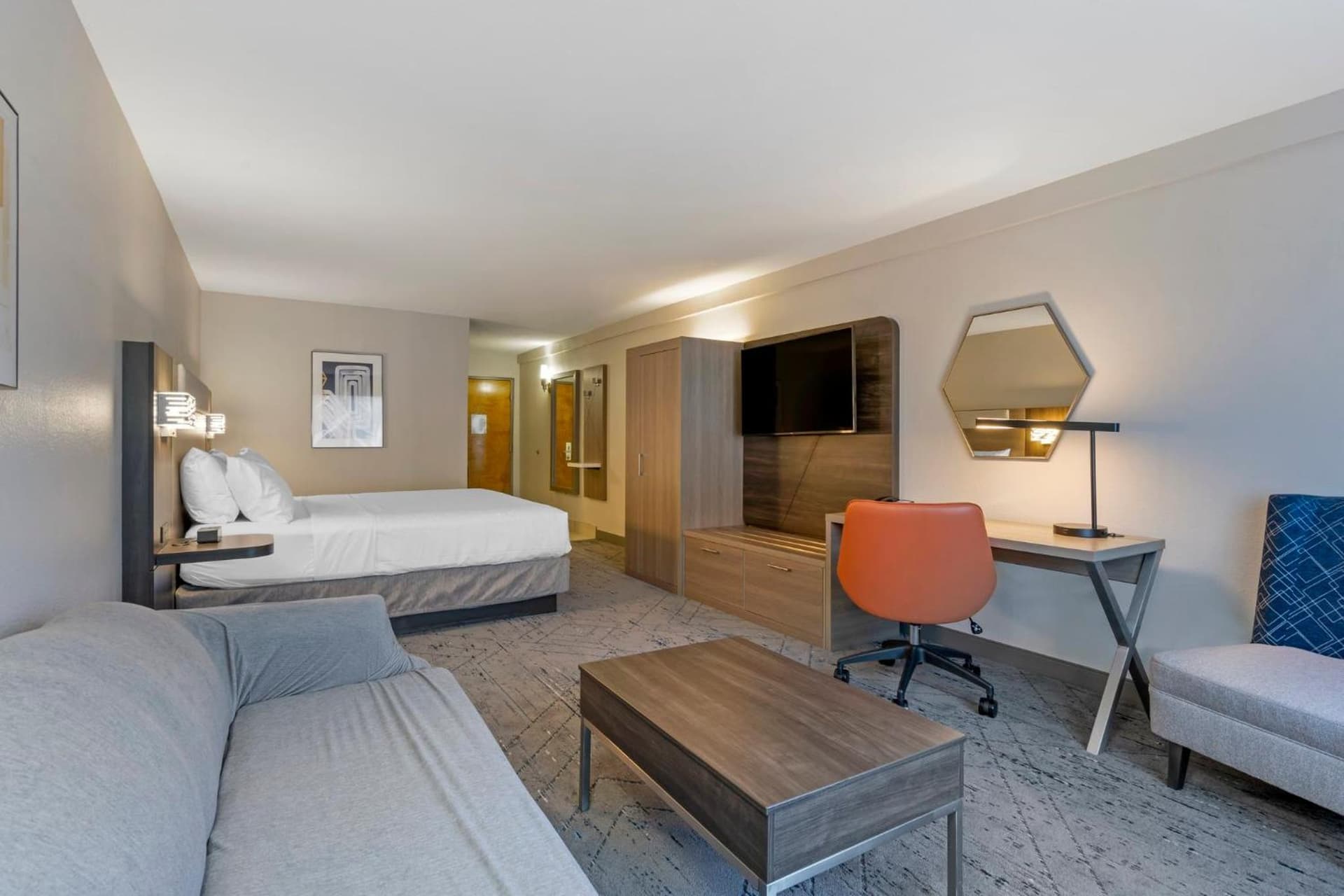 Holiday Inn Express Hotel & Suites - The Villages by IHG gallery photo in The Villages, FL — image 94