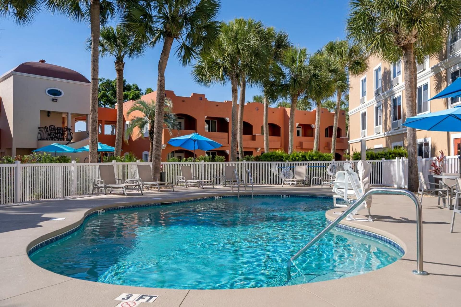 Holiday Inn Express Hotel & Suites - The Villages by IHG gallery photo in The Villages, FL — image 35