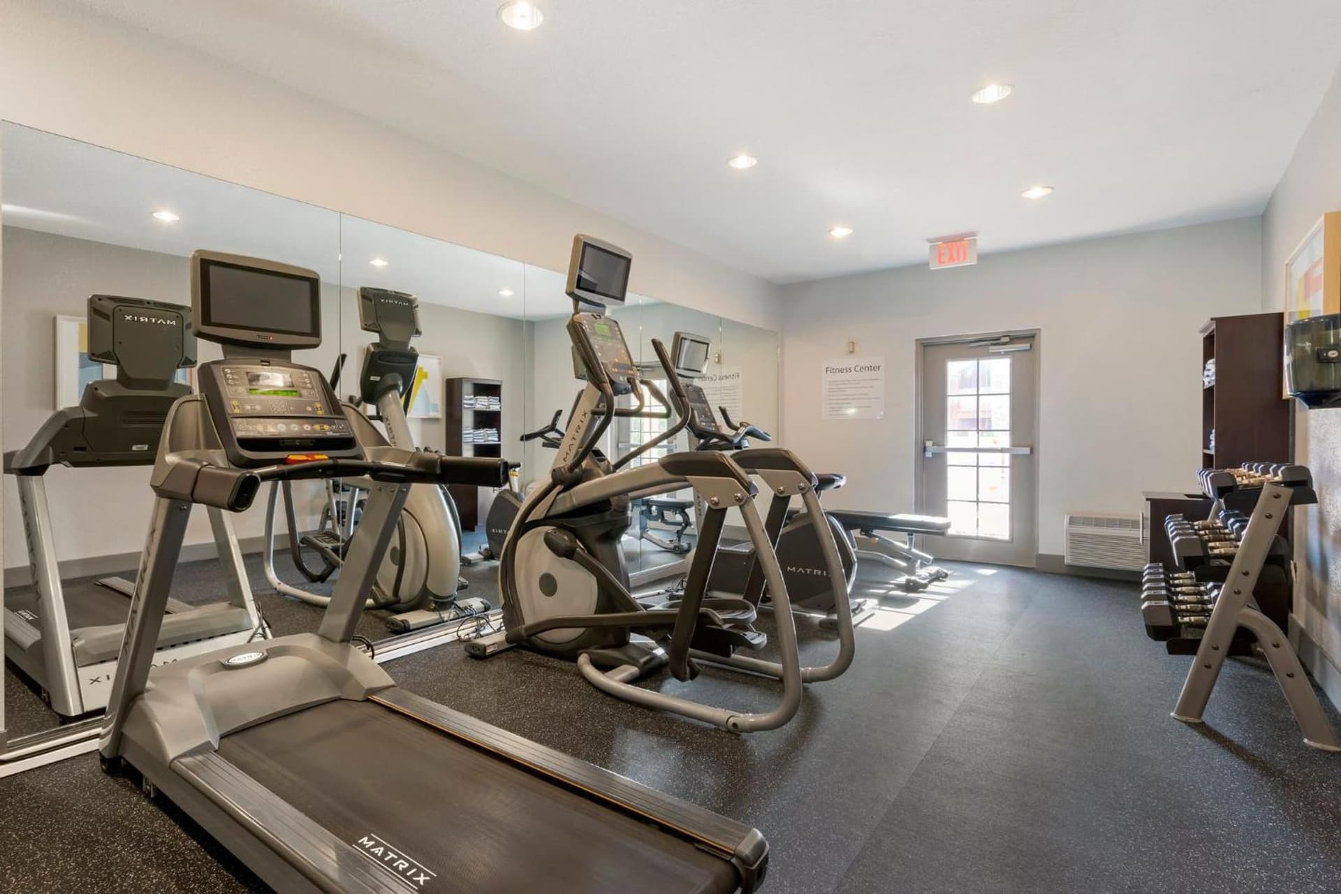 Holiday Inn Express Hotel & Suites - The Villages by IHG property views in The Villages, FL — gallery photo 3