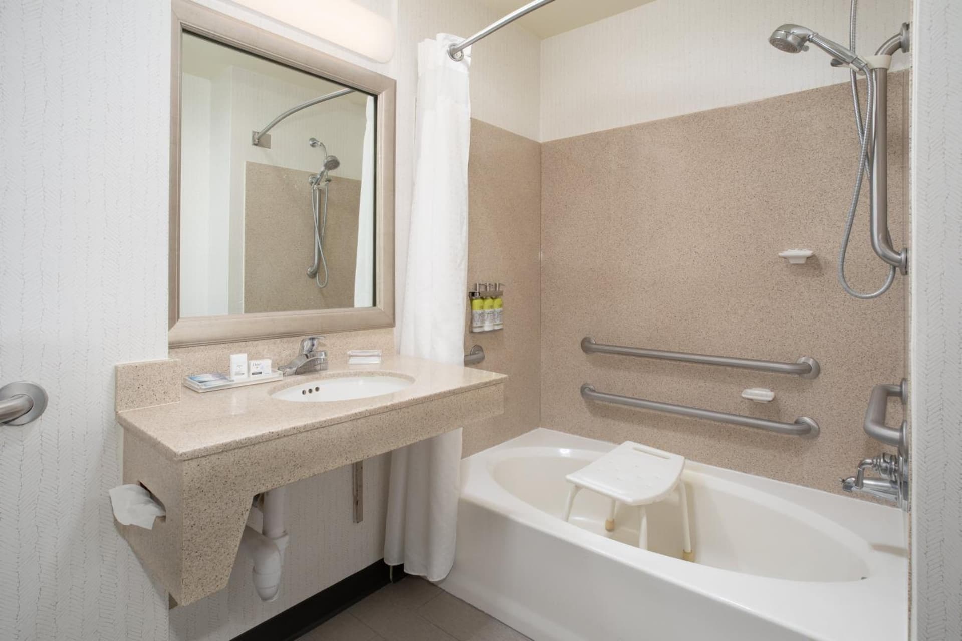 Holiday Inn & Suites Goodyear - West Phoenix Area by IHG gallery photo in Goodyear, AZ — image 34