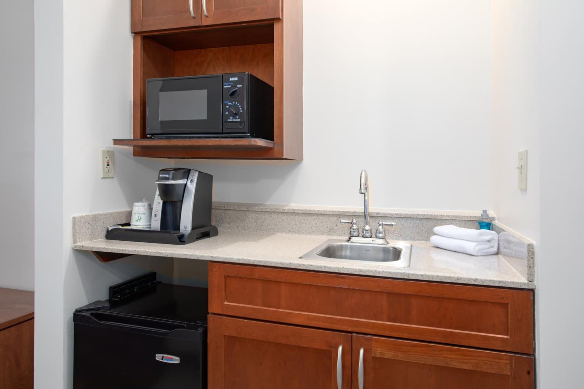 Holiday Inn & Suites Goodyear - West Phoenix Area by IHG gallery photo in Goodyear, AZ — image 26