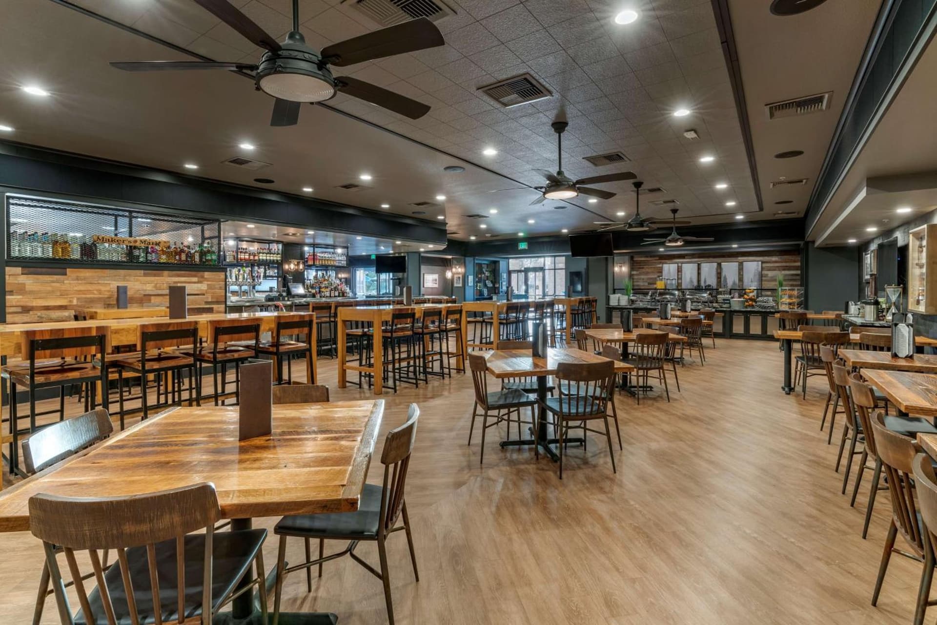 Best Western Plus Hilltop Inn gallery photo in Redding, CA — image 5
