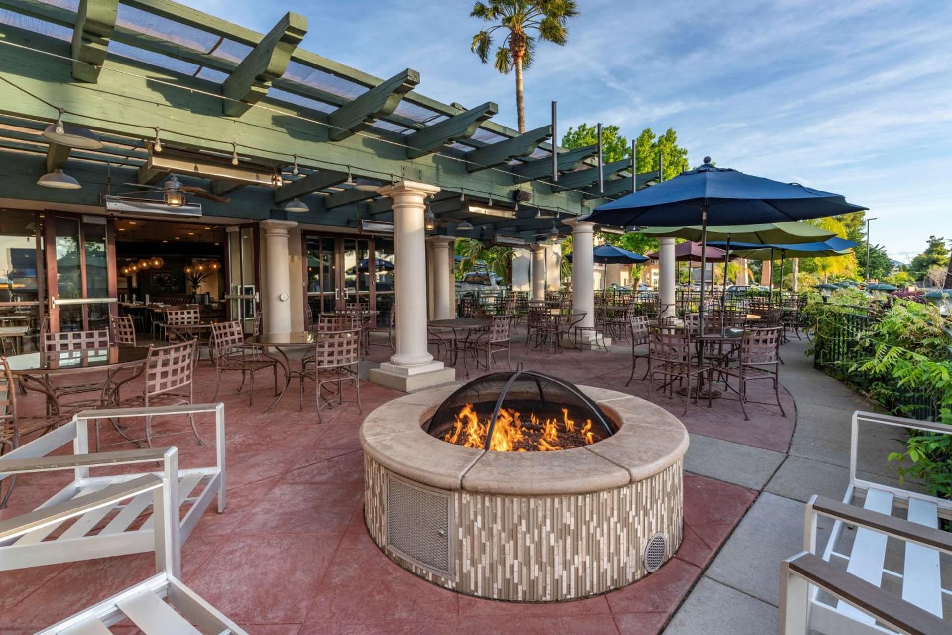Best Western Plus Hilltop Inn gallery photo in Redding, CA — image 6