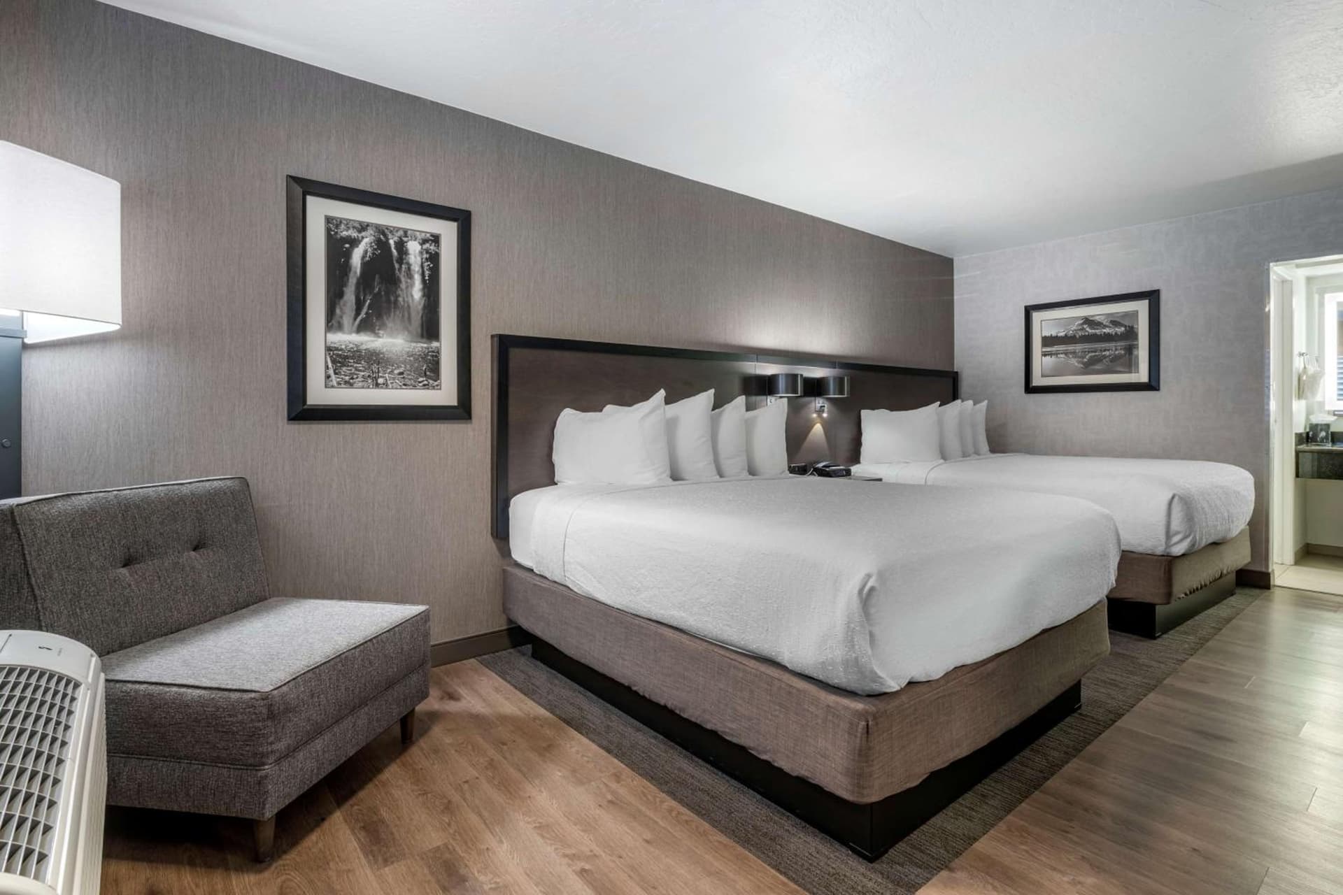 Best Western Plus Hilltop Inn gallery photo in Redding, CA — image 4