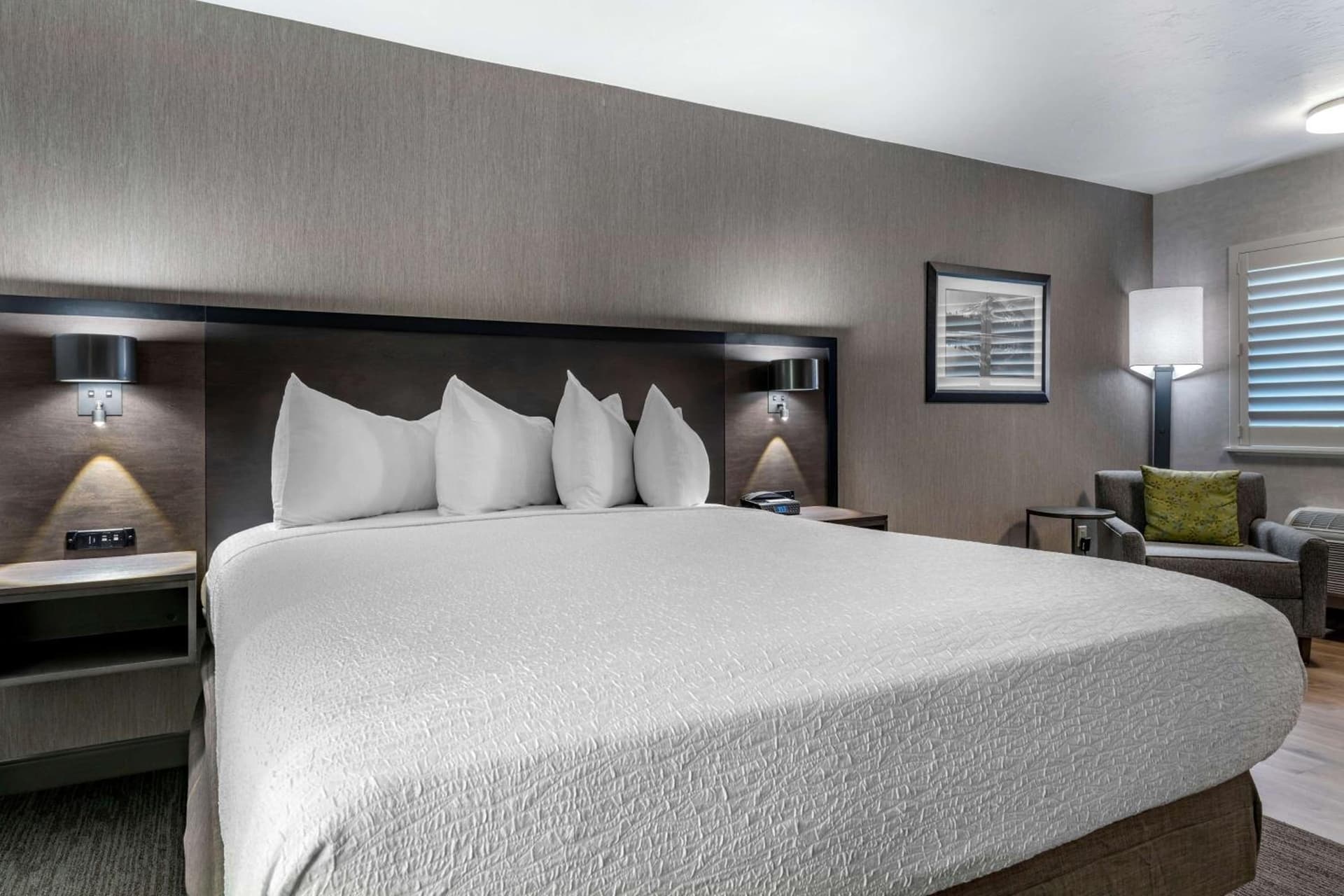 Best Western Plus Hilltop Inn gallery photo in Redding, CA — image 29