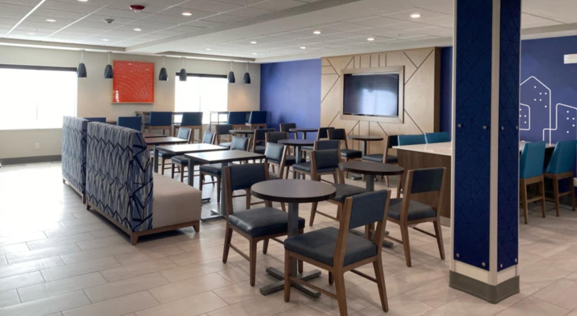 Holiday Inn Express Hotel & Suites Grand Junction by IHG gallery photo in Grand Junction, CO — image 4