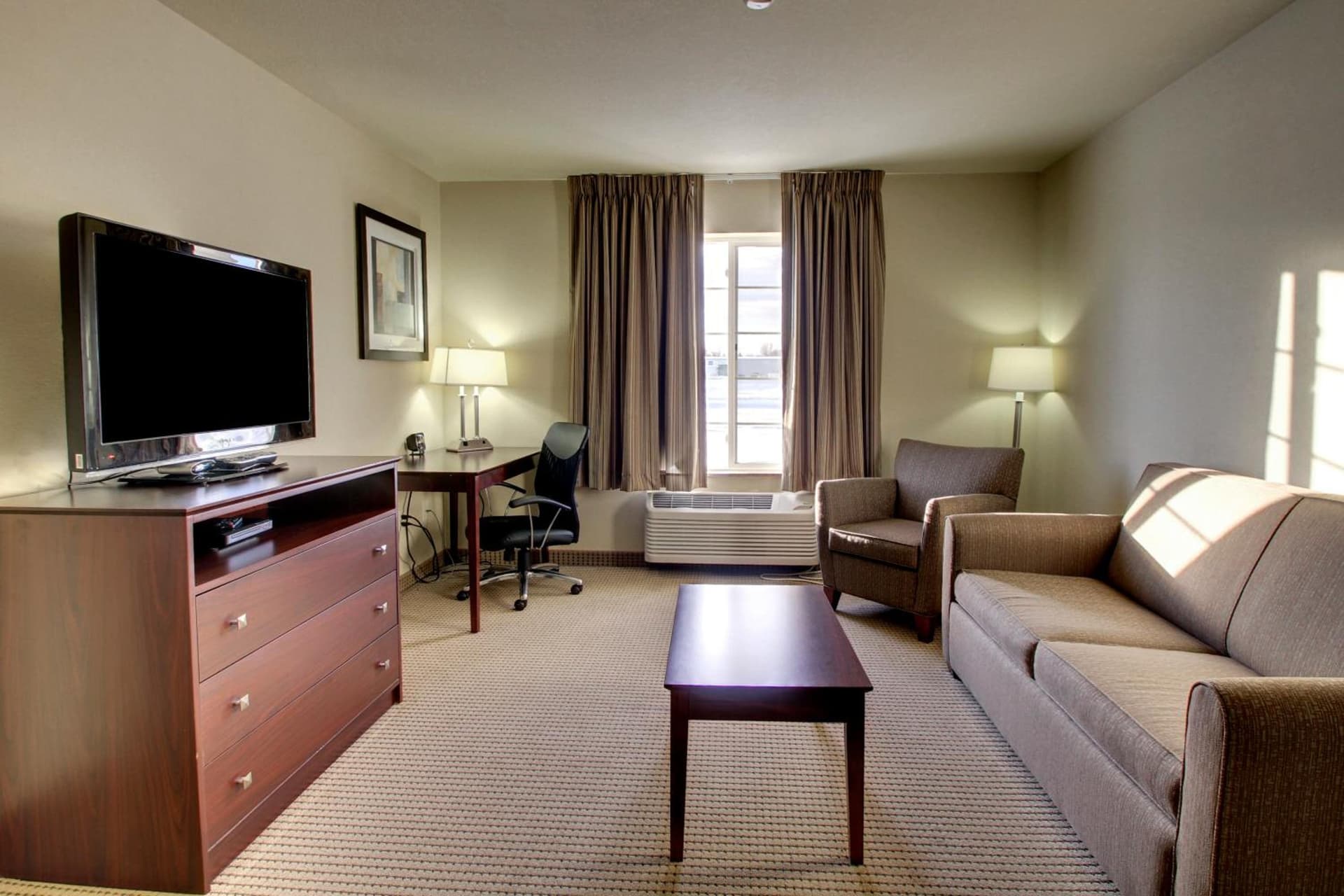 Cobblestone Hotel & Suites - Beulah interior in Beulah, ND — gallery photo 2