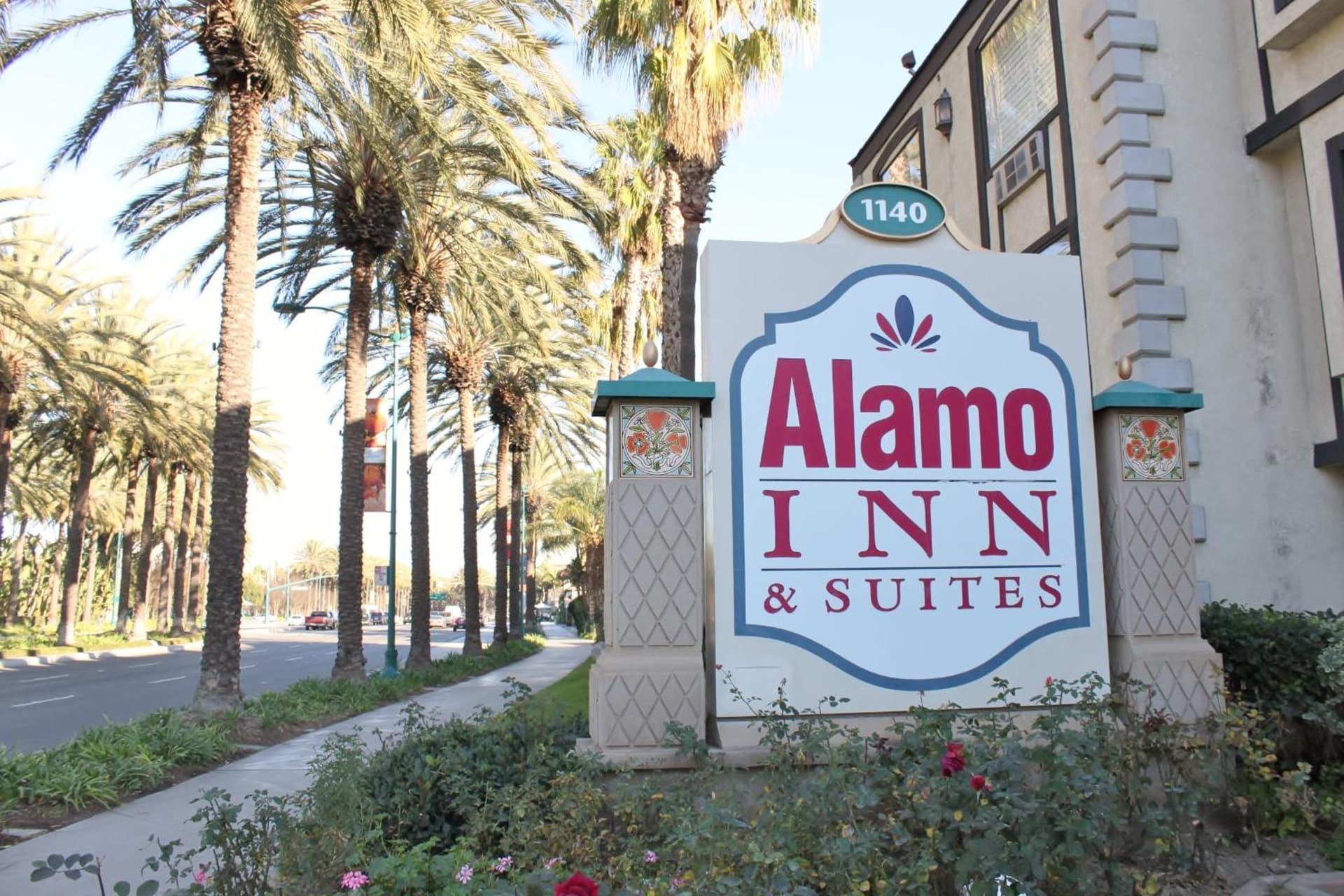 Alamo Inn and Suites - Convention Center featured exterior or lobby in Anaheim, CA — similar hotel