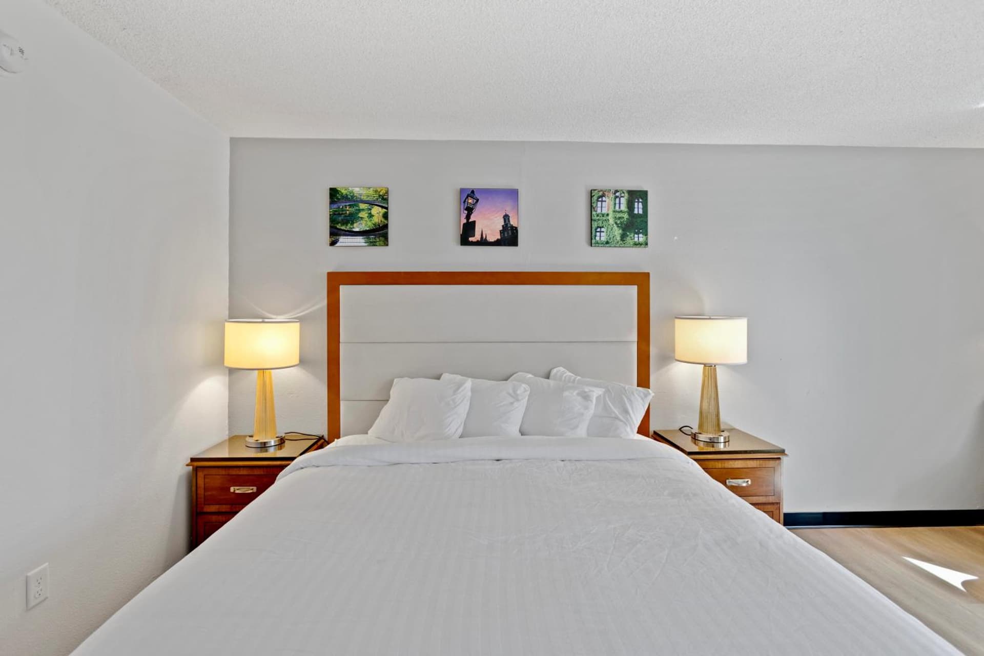 Days Inn by Wyndham Erie gallery photo in Erie, PA — image 43