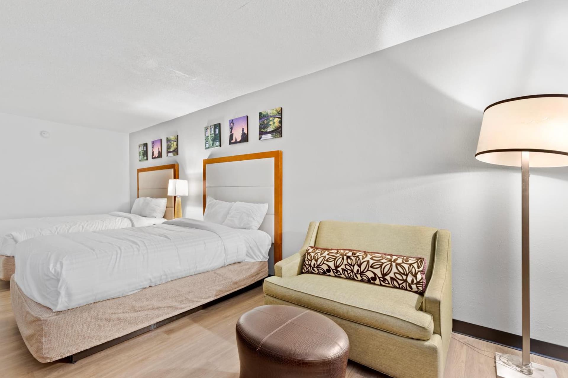 Days Inn by Wyndham Erie gallery photo in Erie, PA — image 28