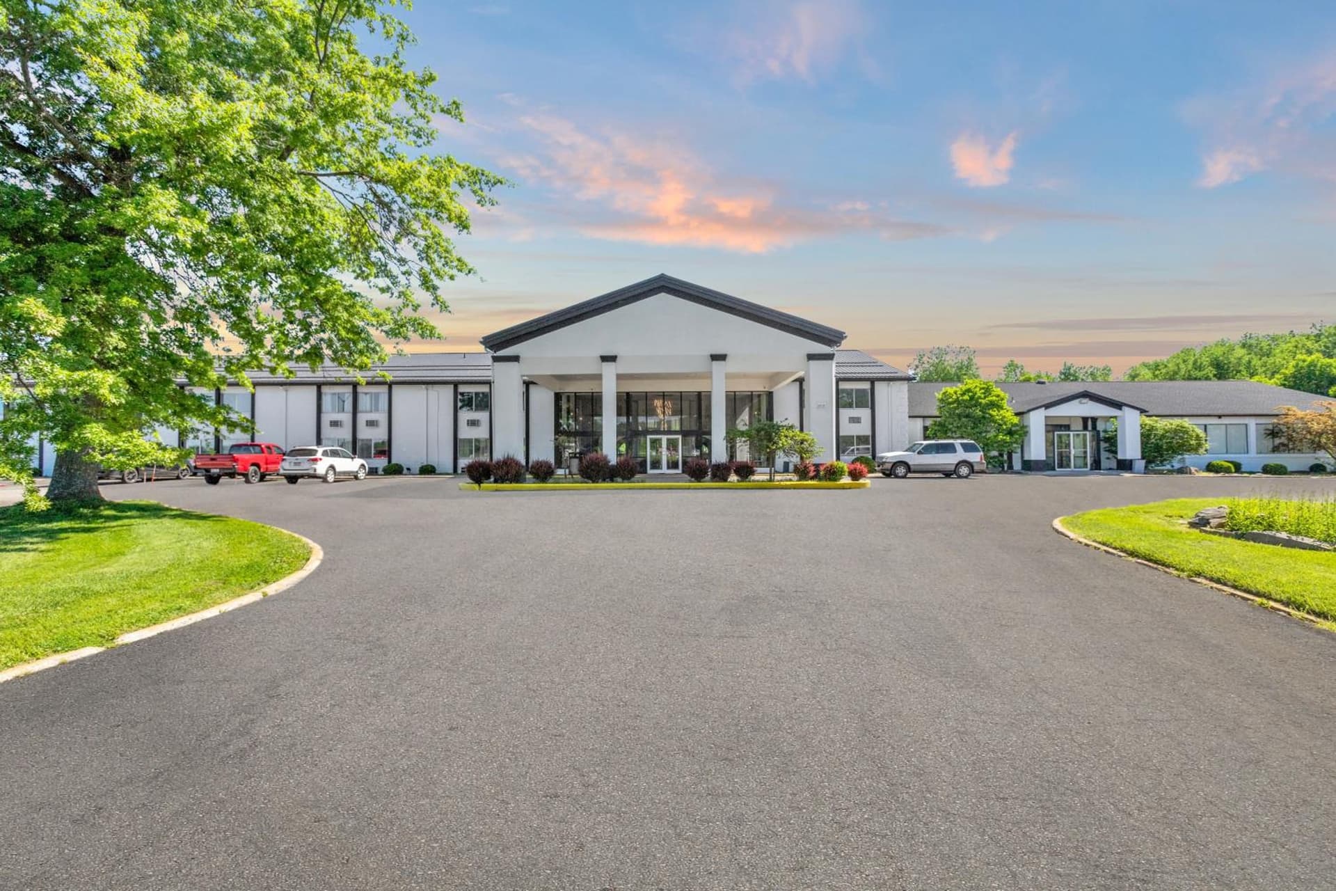 Days Inn by Wyndham Erie gallery photo in Erie, PA — image 23