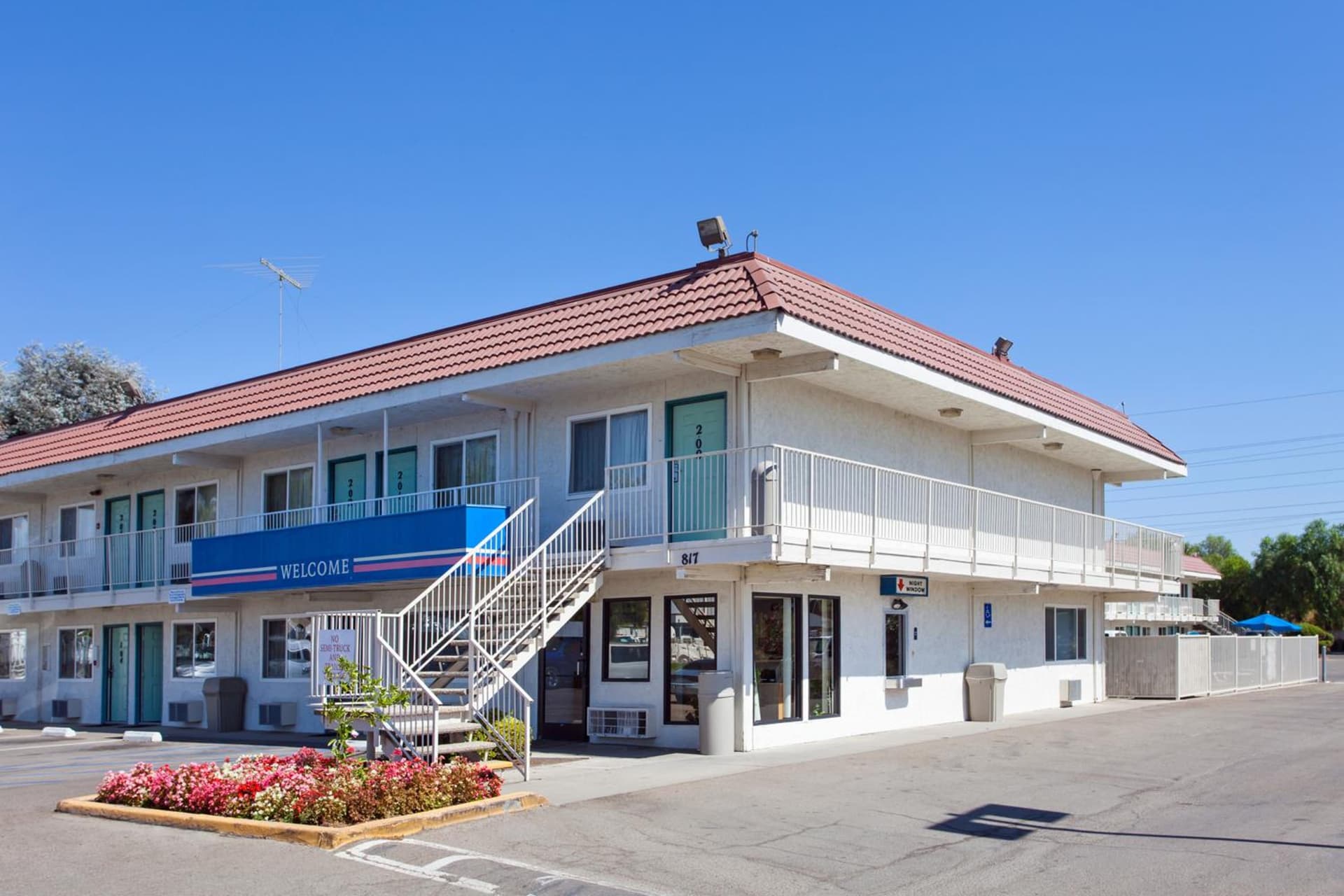 Motel 6-Stockton, CA - Charter Way West — hotel in Stockton, California