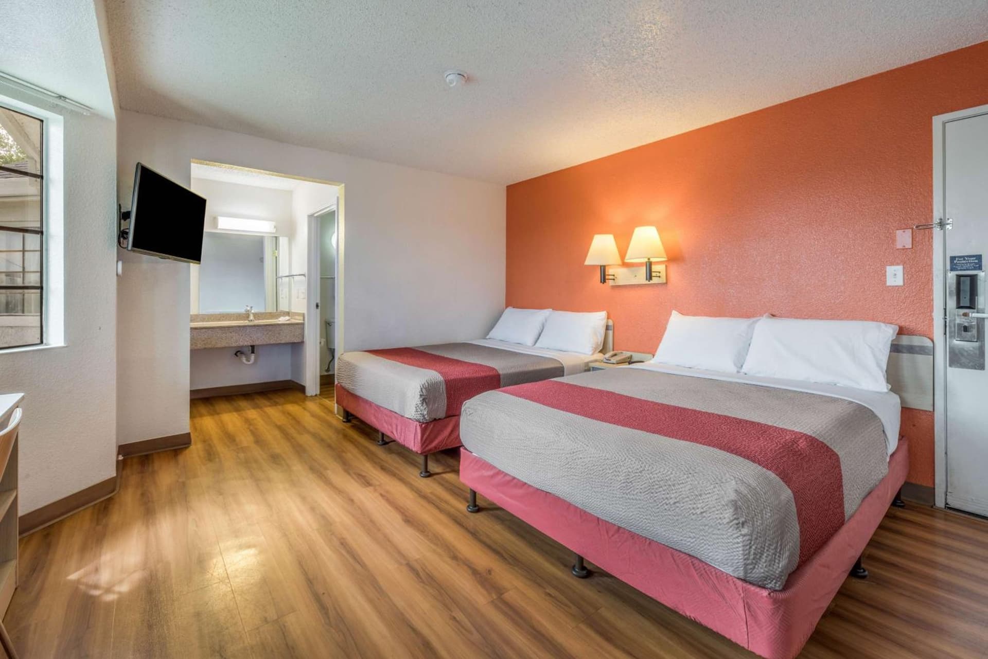 Motel 6-Fairfield, CA - North gallery photo in Fairfield, CA — image 41