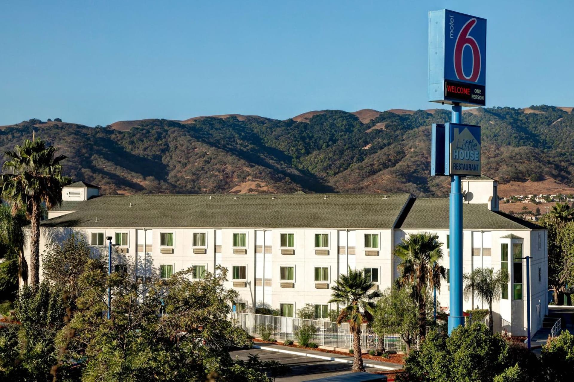 Motel 6-Gilroy, CA gallery photo in Gilroy, CA — image 41