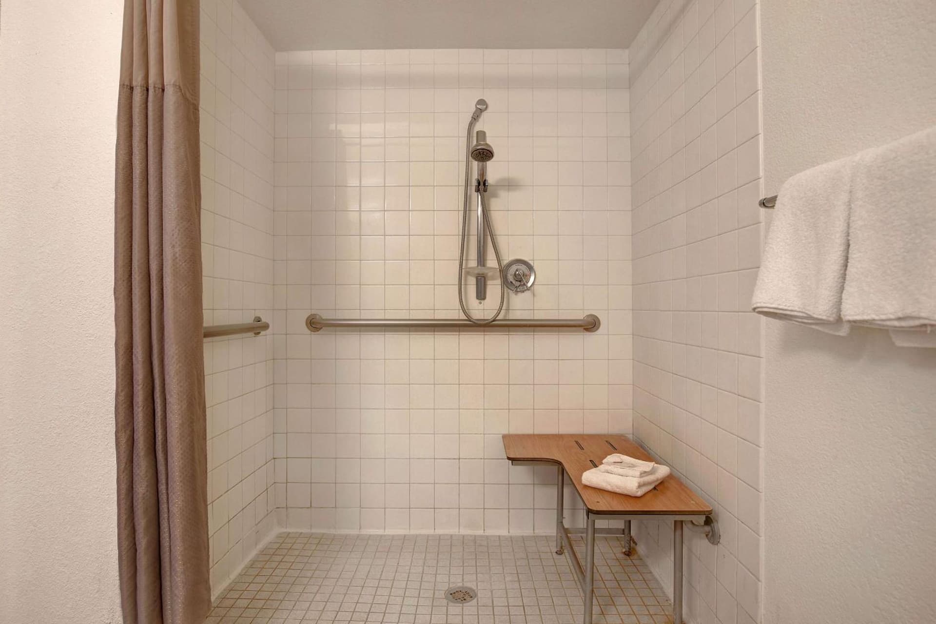 Motel 6-Gilroy, CA gallery photo in Gilroy, CA — image 14