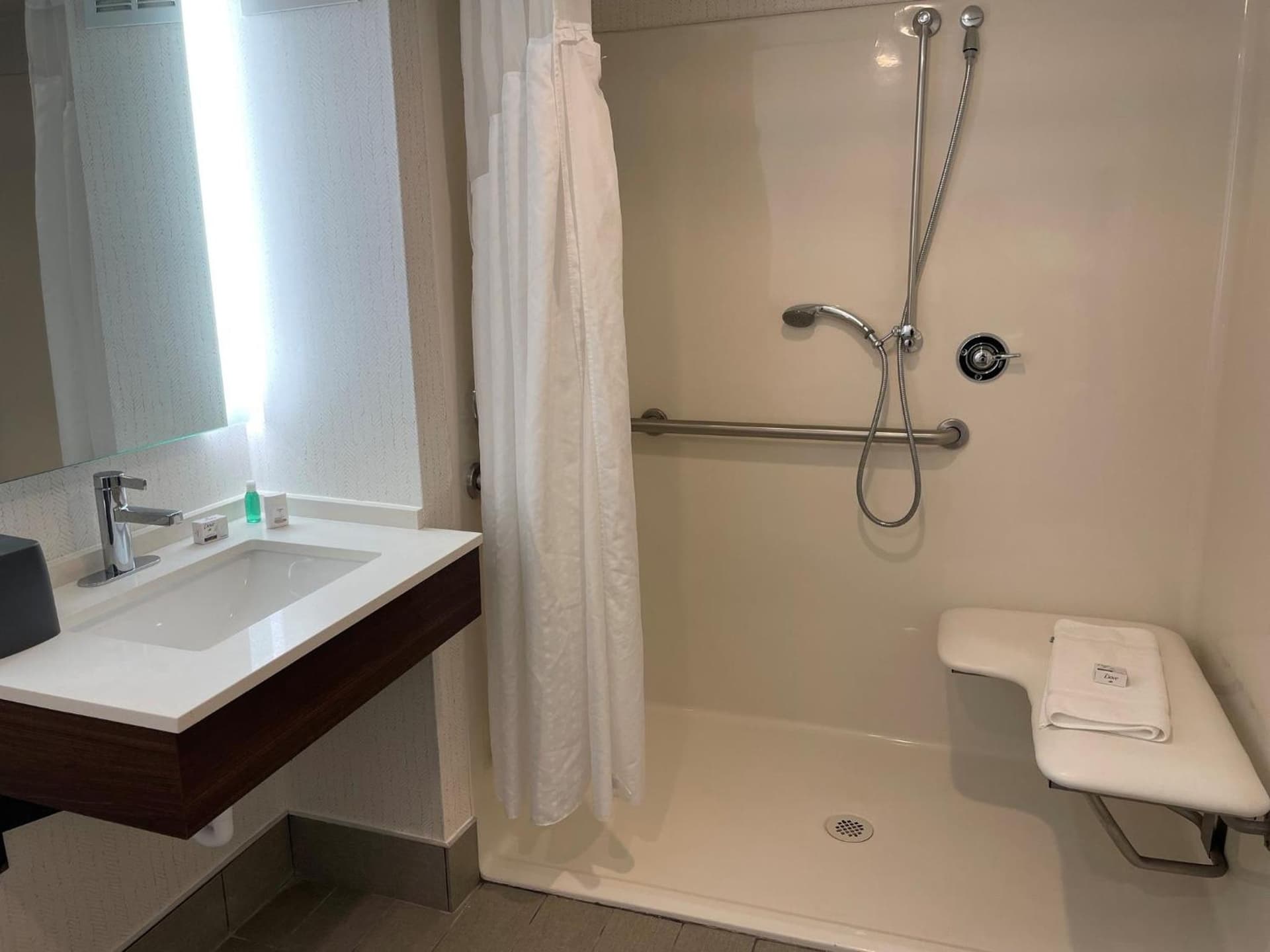Holiday Inn Lansdale-Hatfield by IHG gallery photo in Kulpsville, PA — image 112