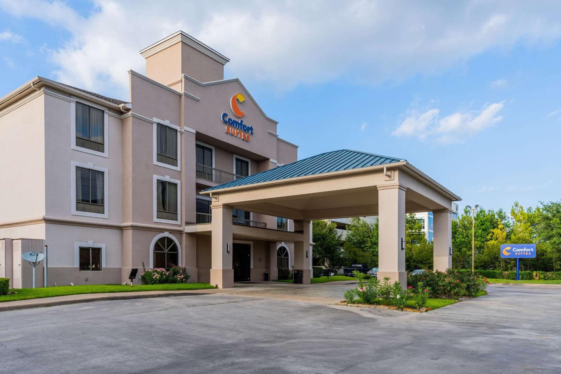 Comfort Suites Houston West at Clay Road interior in Houston, TX — gallery photo 2