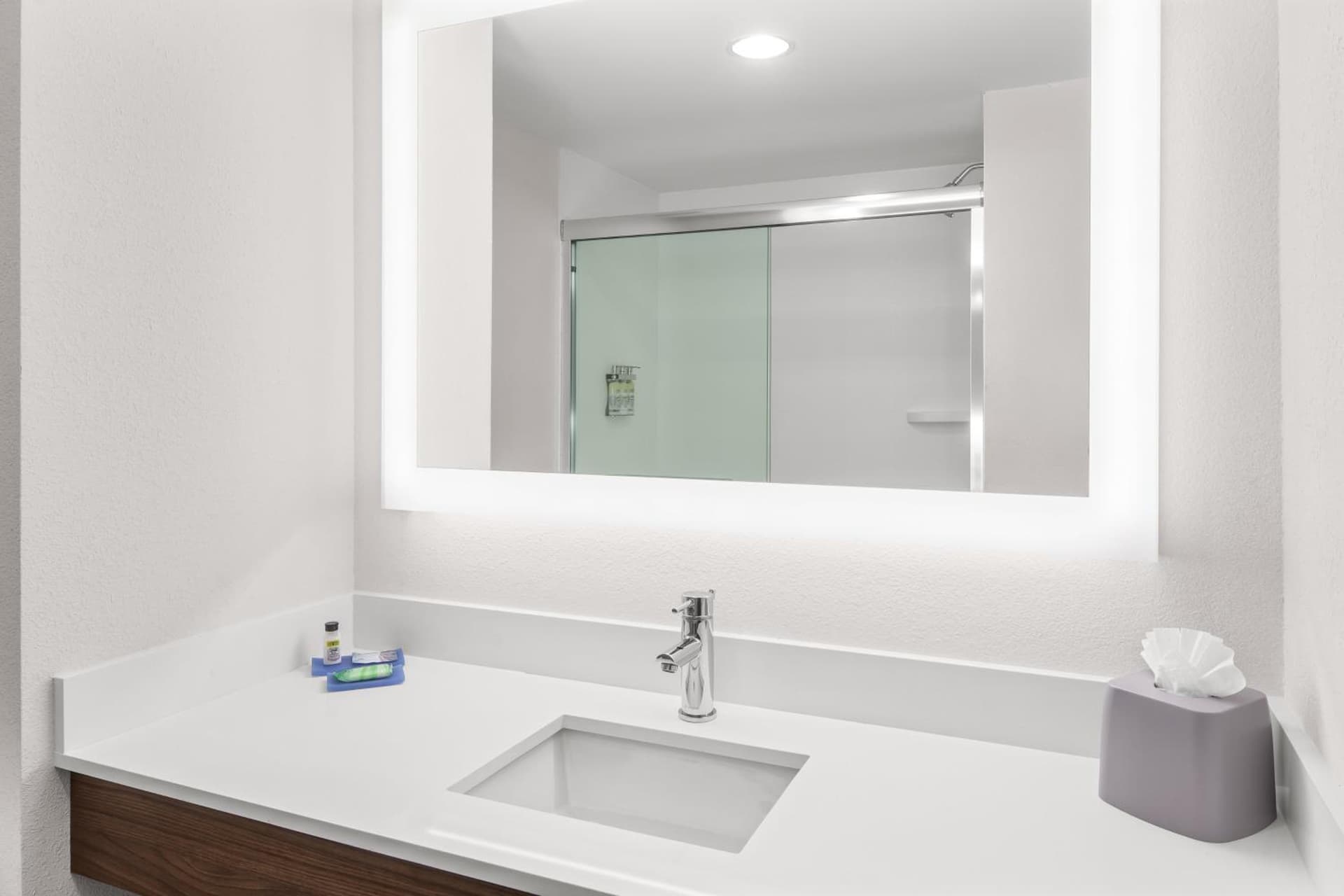 Holiday Inn Express Hotel & Suites Palm Bay by IHG gallery photo in Palm Bay, FL — image 32