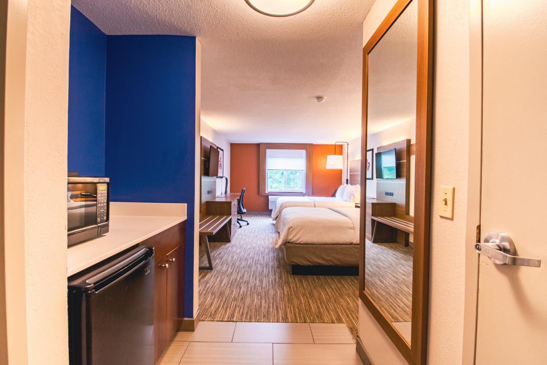 Holiday Inn Express & Suites - Lincoln East - White Mountains by IHG gallery photo in Lincoln — image 87