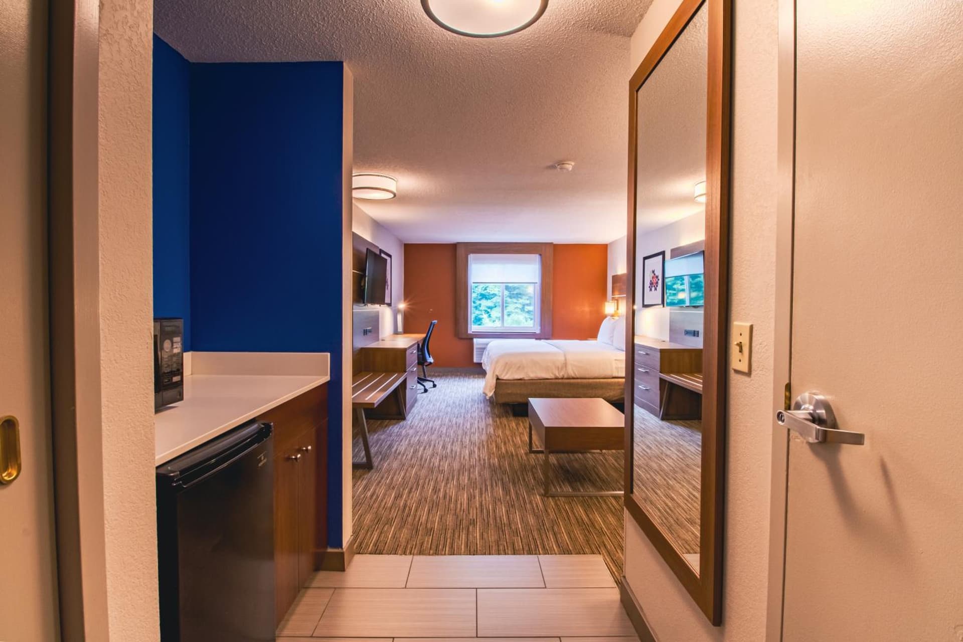 Holiday Inn Express & Suites - Lincoln East - White Mountains by IHG gallery photo in Lincoln — image 60