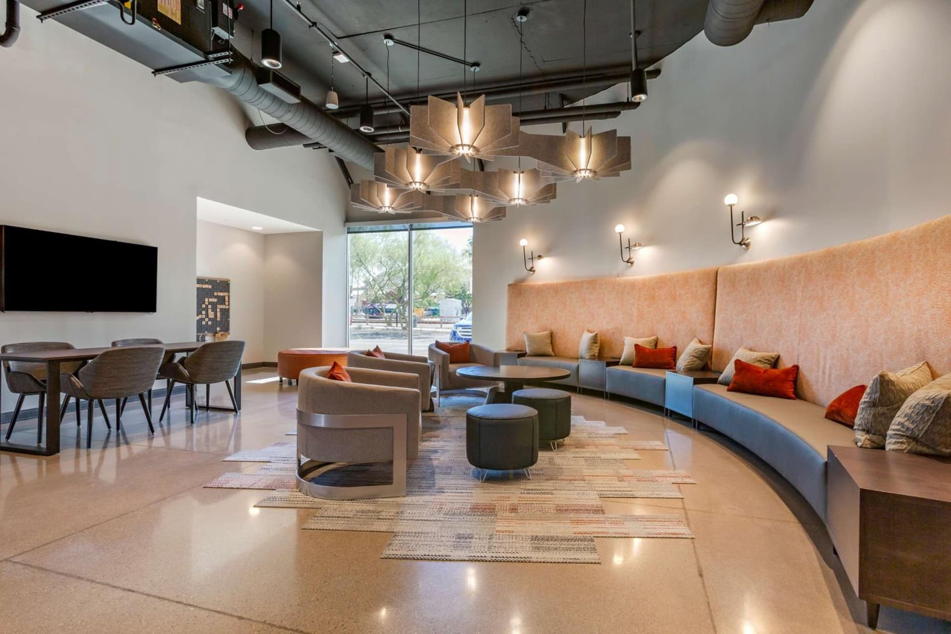 Vīb Hotel by Best Western Phoenix - Tempe interior in Tempe, AZ — gallery photo 2