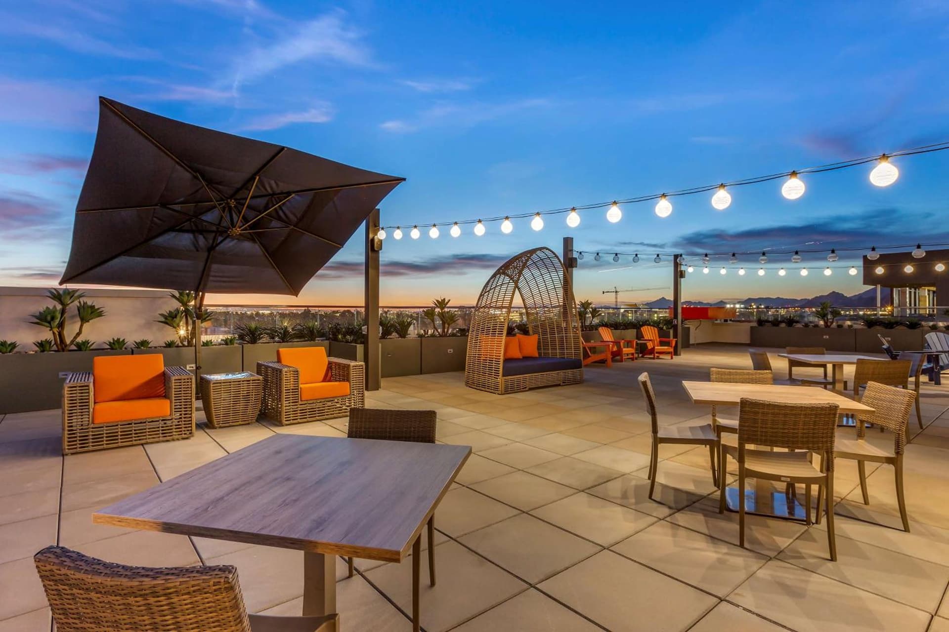 Vīb Hotel by Best Western Phoenix - Tempe gallery photo in Tempe, AZ — image 5