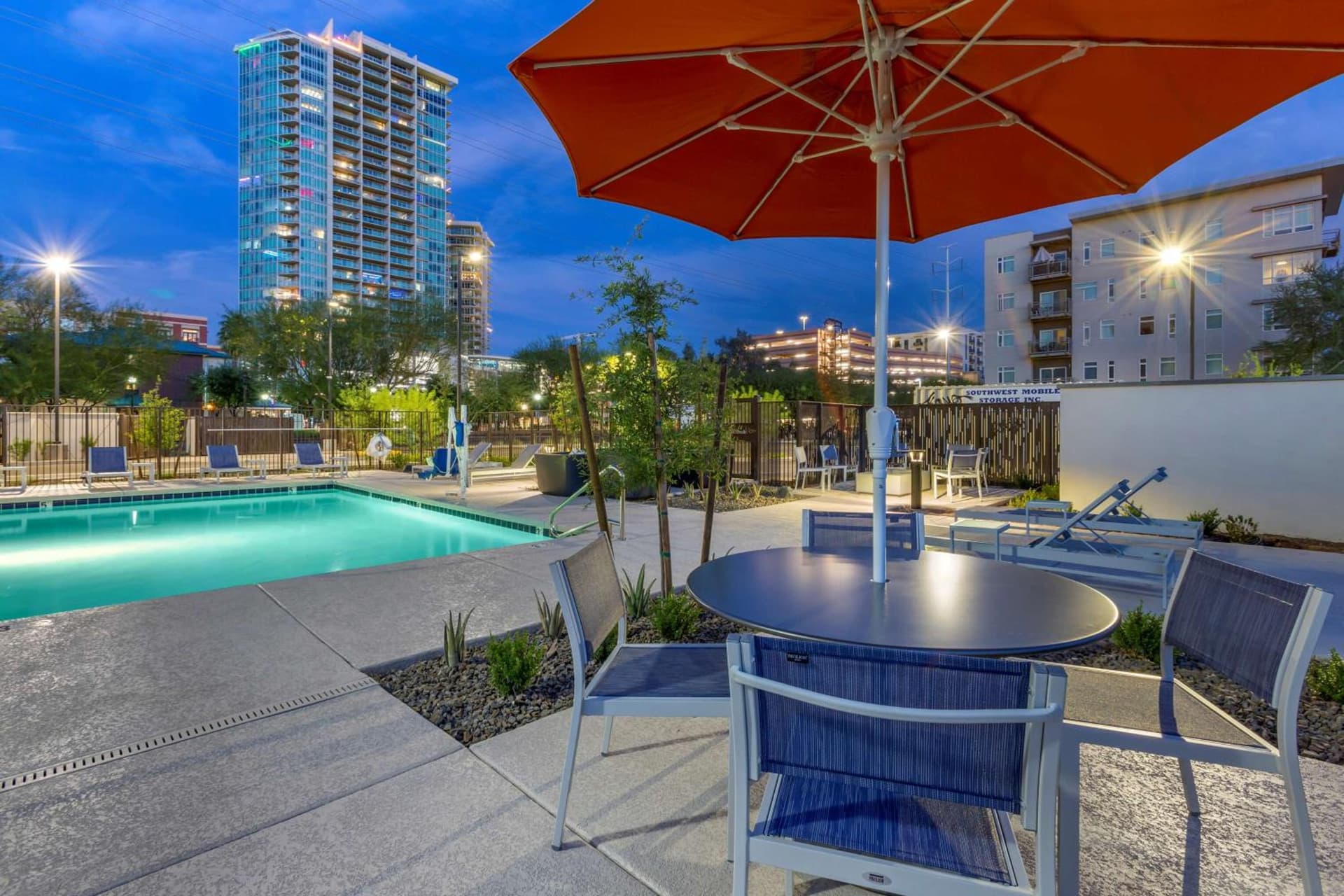Vīb Hotel by Best Western Phoenix - Tempe gallery photo in Tempe, AZ — image 12