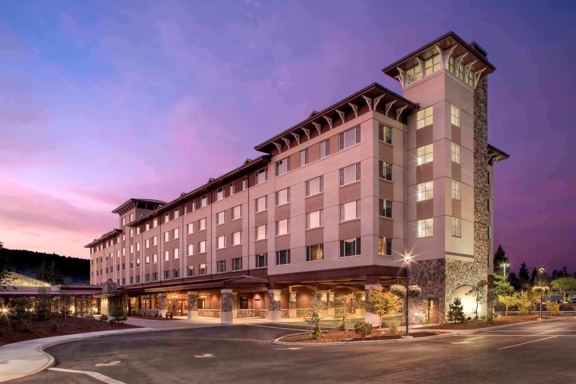 Seven Feathers Casino Resort interior in Canyonville, OR — gallery photo 2