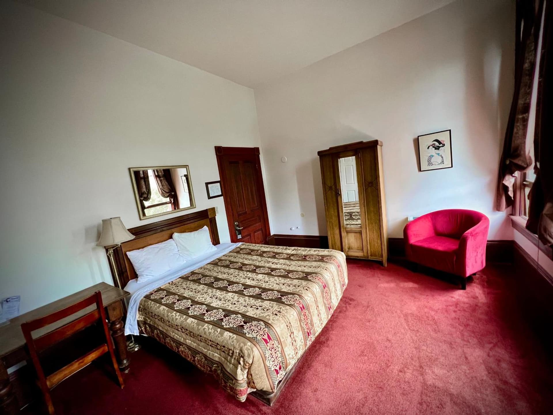 The Monarch Hotel gallery photo in Port Townsend, WA — image 9