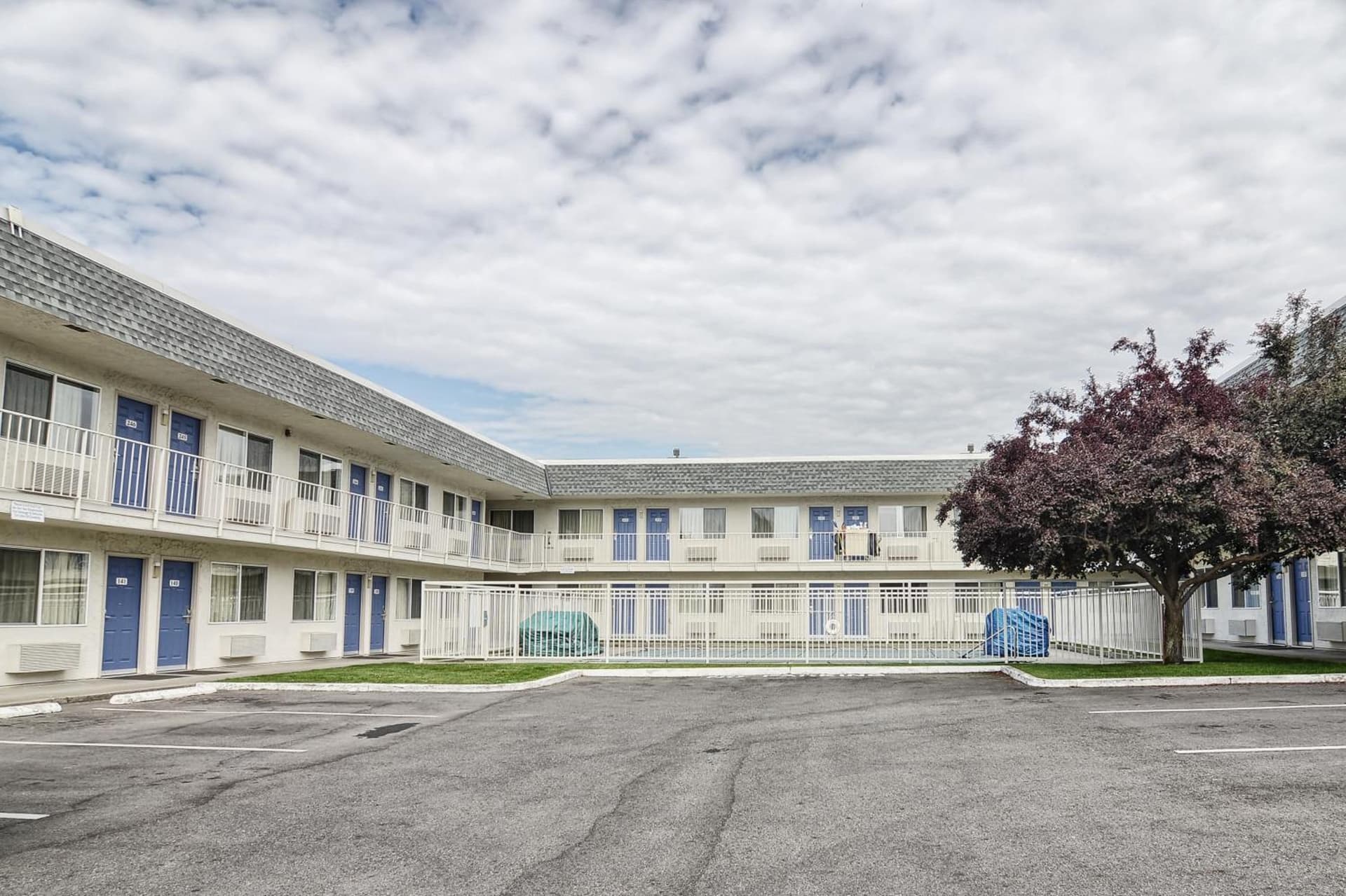 Motel 6-Coeur D'Alene, ID interior in Coeur d'Alene, ID — gallery photo 2