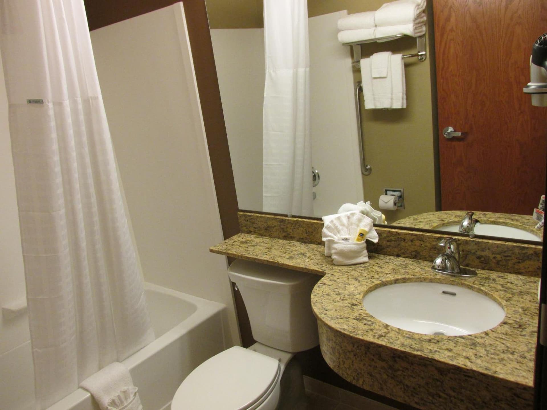 Microtel Inn & Suites by Wyndham gallery photo in Midland, TX — image 33
