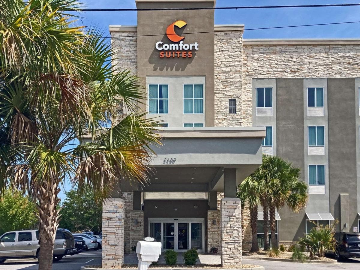 Comfort Suites North Charleston - Ashley Phosphate featured exterior or lobby in Charleston, SC — similar hotel