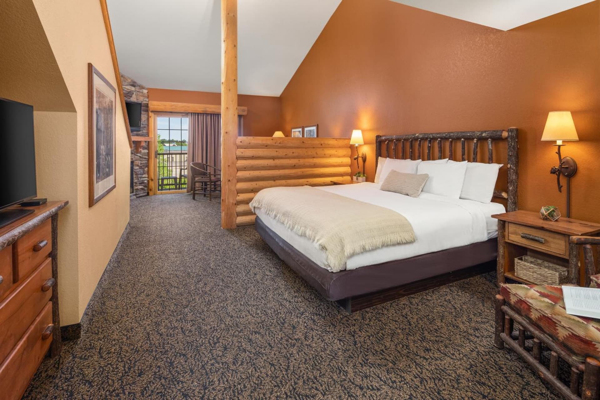 bantr Grand Hotel Wausau - Rothschild property views in Rothschild, WI — gallery photo 3