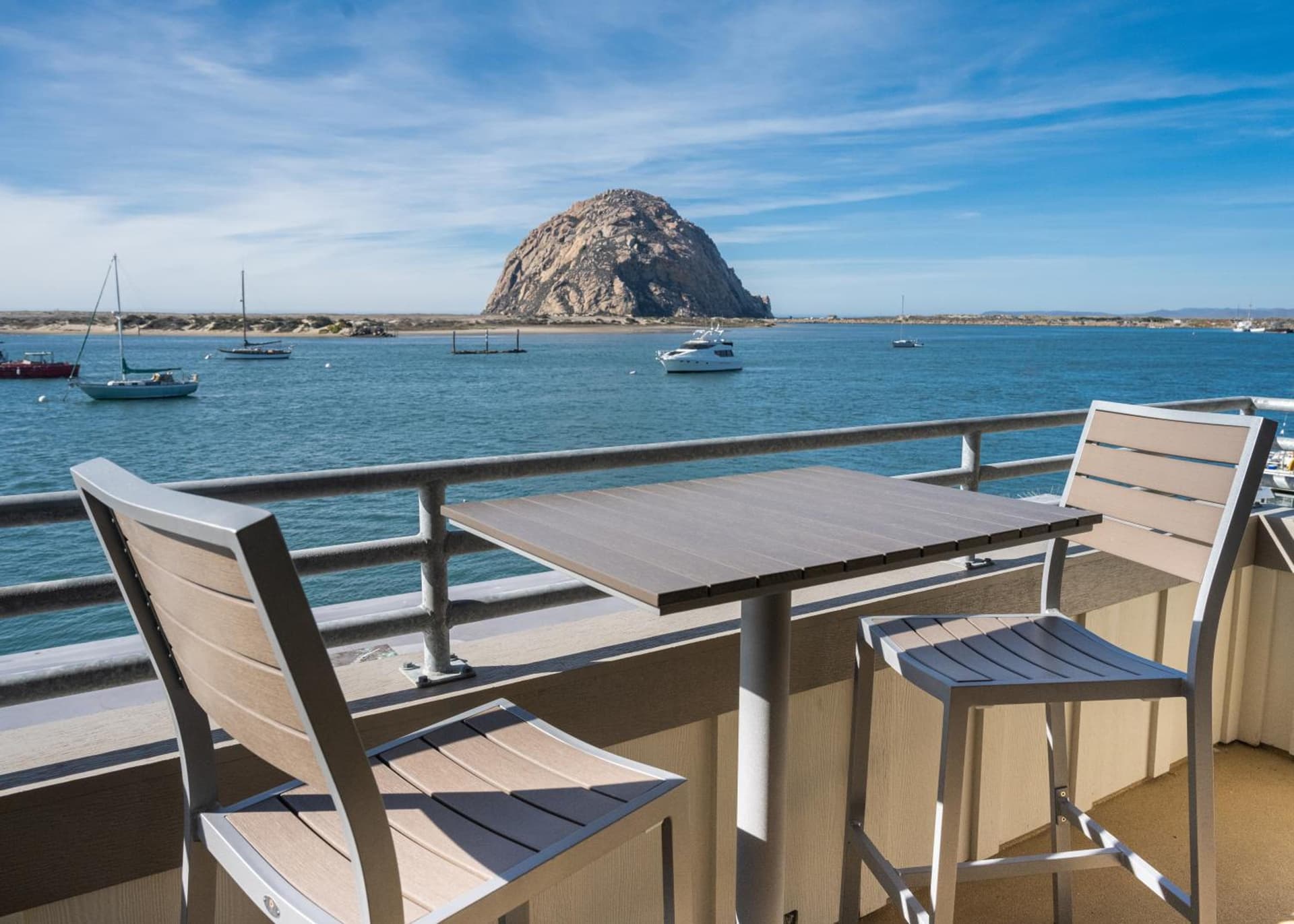 Inn At Rose's Landing interior in Morro Bay, CA — gallery photo 2
