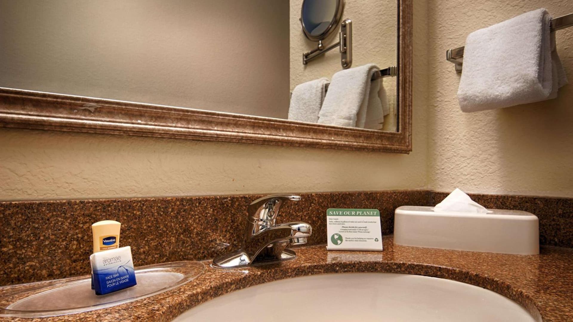 Best Western Plus Newport News gallery photo in Newport News, VA — image 9