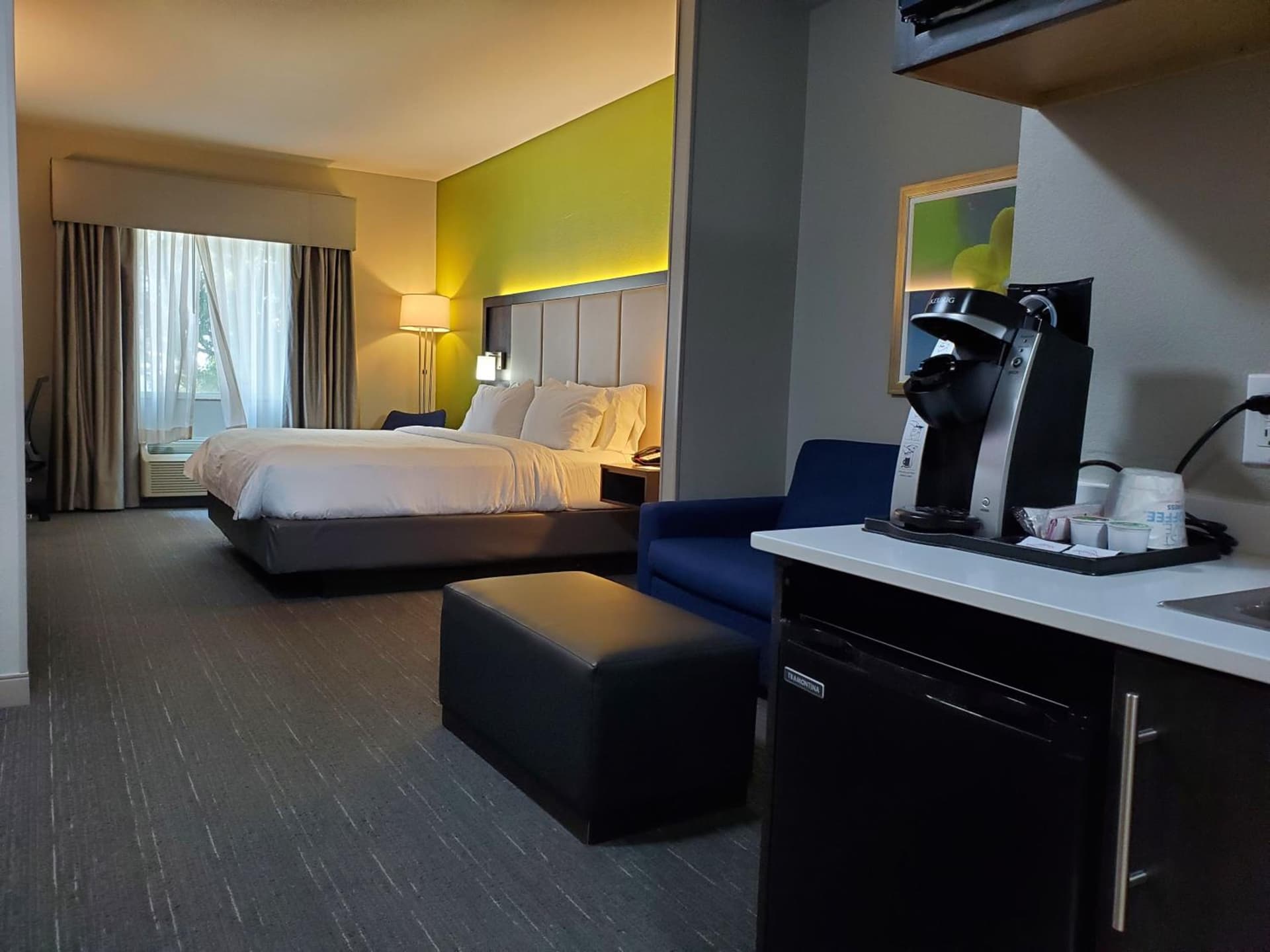 Holiday Inn Express Pearland by IHG gallery photo in Pearland, TX — image 21